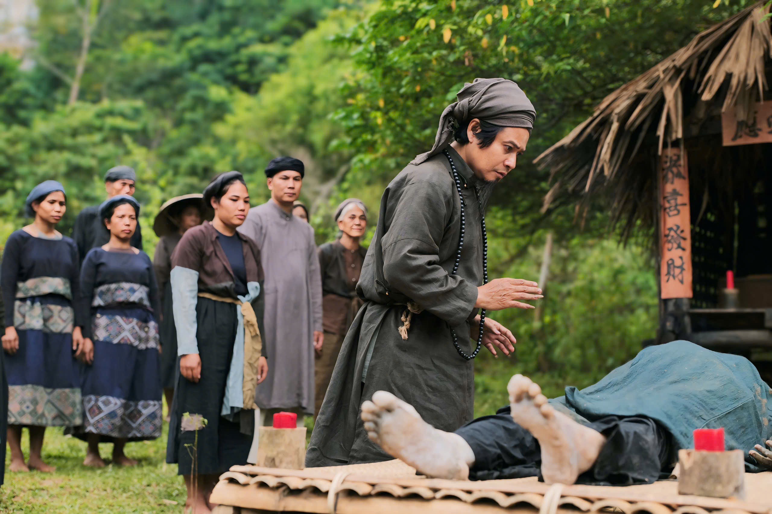 Vietnamesische Filme investieren stark in traditionelle Kostüme - Foto 4. Phim Việt đầu tư lớn cho cổ phục- Ảnh 4.