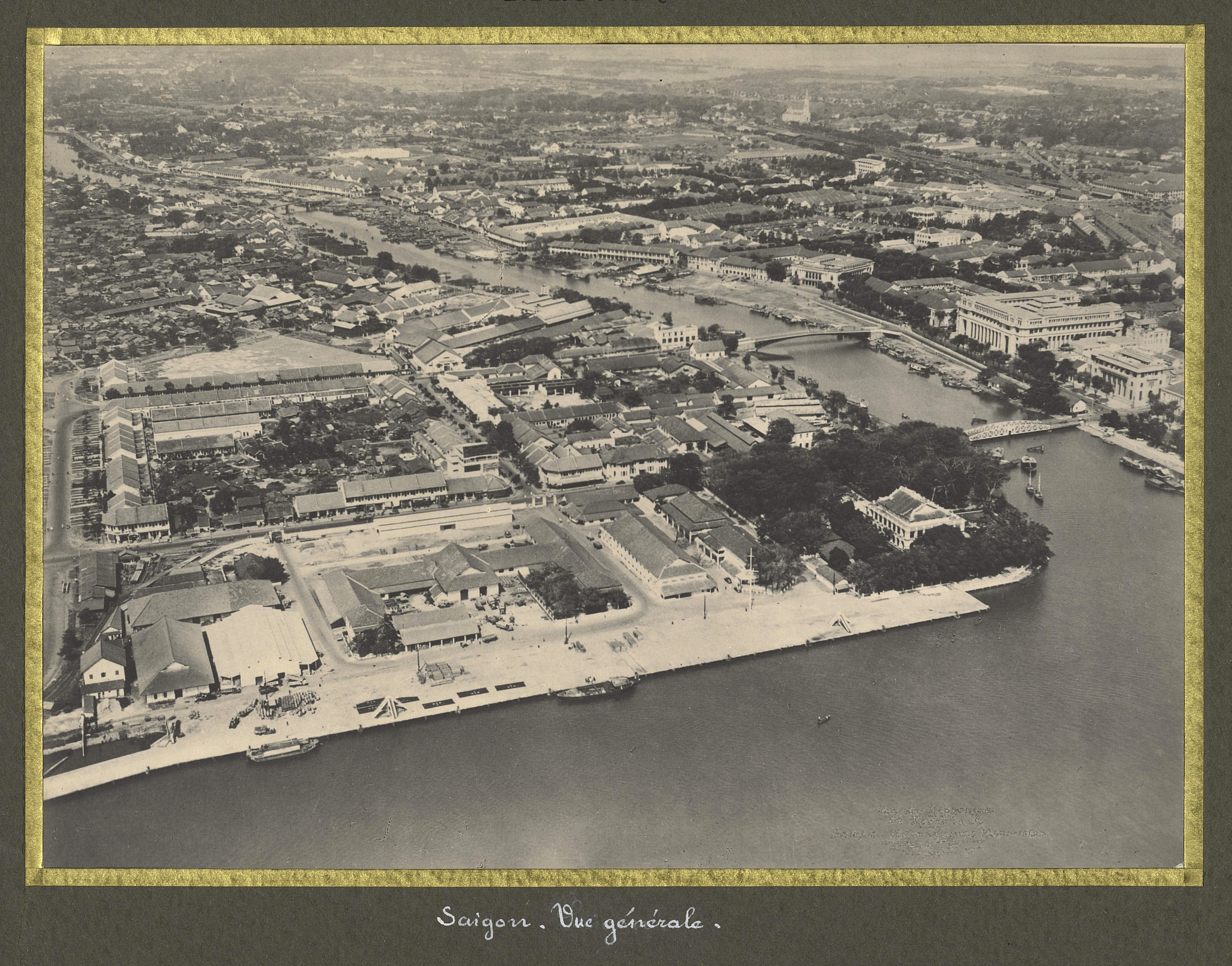 تکمیل شهر بزرگ (۱۹۰۰ - ۱۹۴۵) - عکس ۱. Hoàn thiện thành phố quy mô lớn (1900 - 1945)- Ảnh 1.