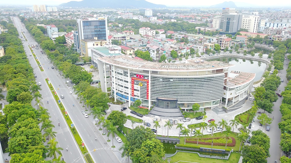 Vì sao 2 tỉnh Thanh Hóa, Nghệ An không thuộc diện sáp nhập? - Ảnh 2.