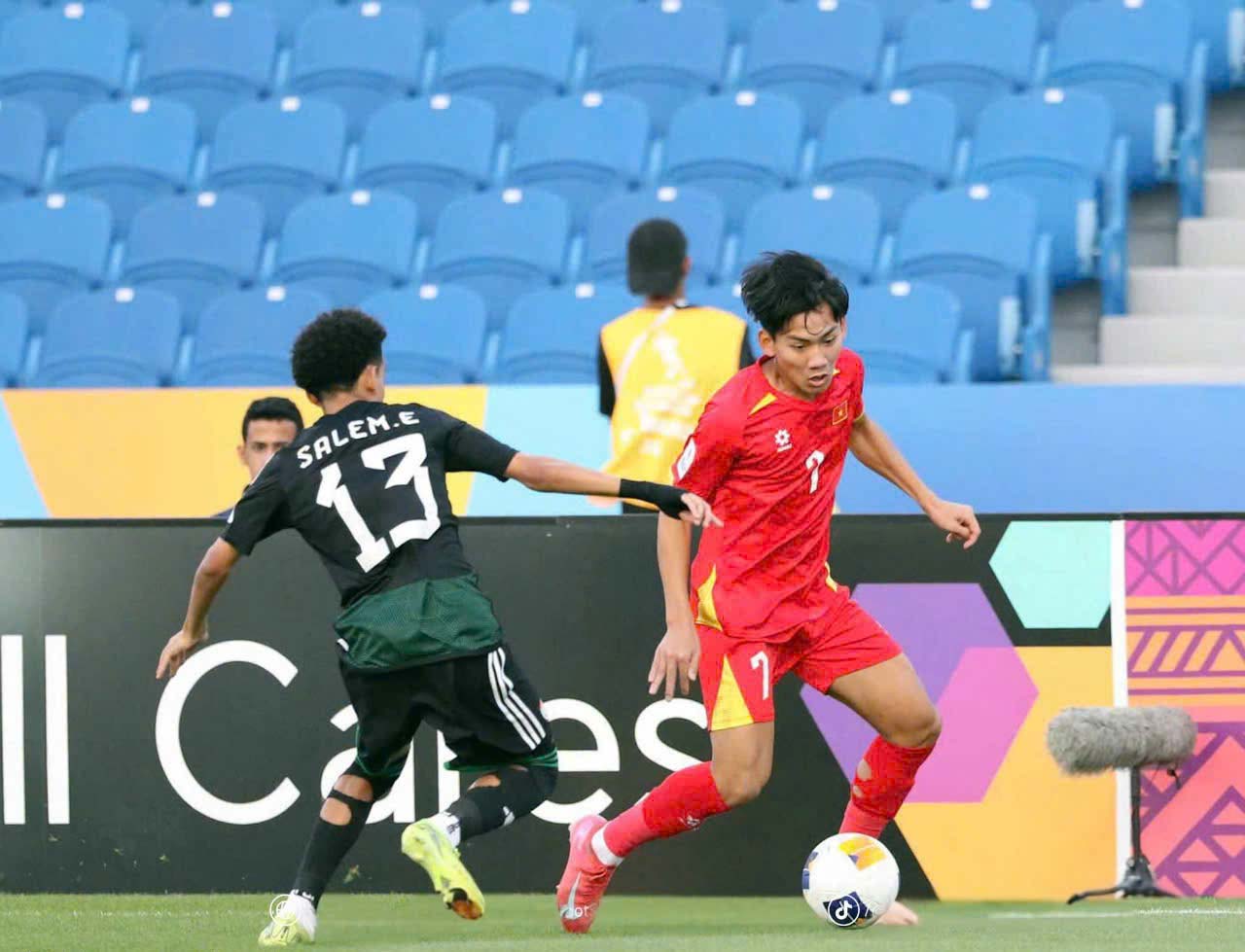 U.17 Việt Nam hành trình đáng tự hào và cả bài học cực kỳ đắt giá- Ảnh 1. U.17 Việt Nam hành trình đáng tự hào và cả bài học cực kỳ đắt giá- Ảnh 1.