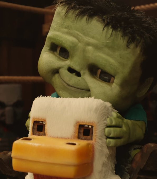 Mang gà sống vào rạp khi xem A Minecraft Movie, khán giả bị mời ra ngoài - Ảnh 2.