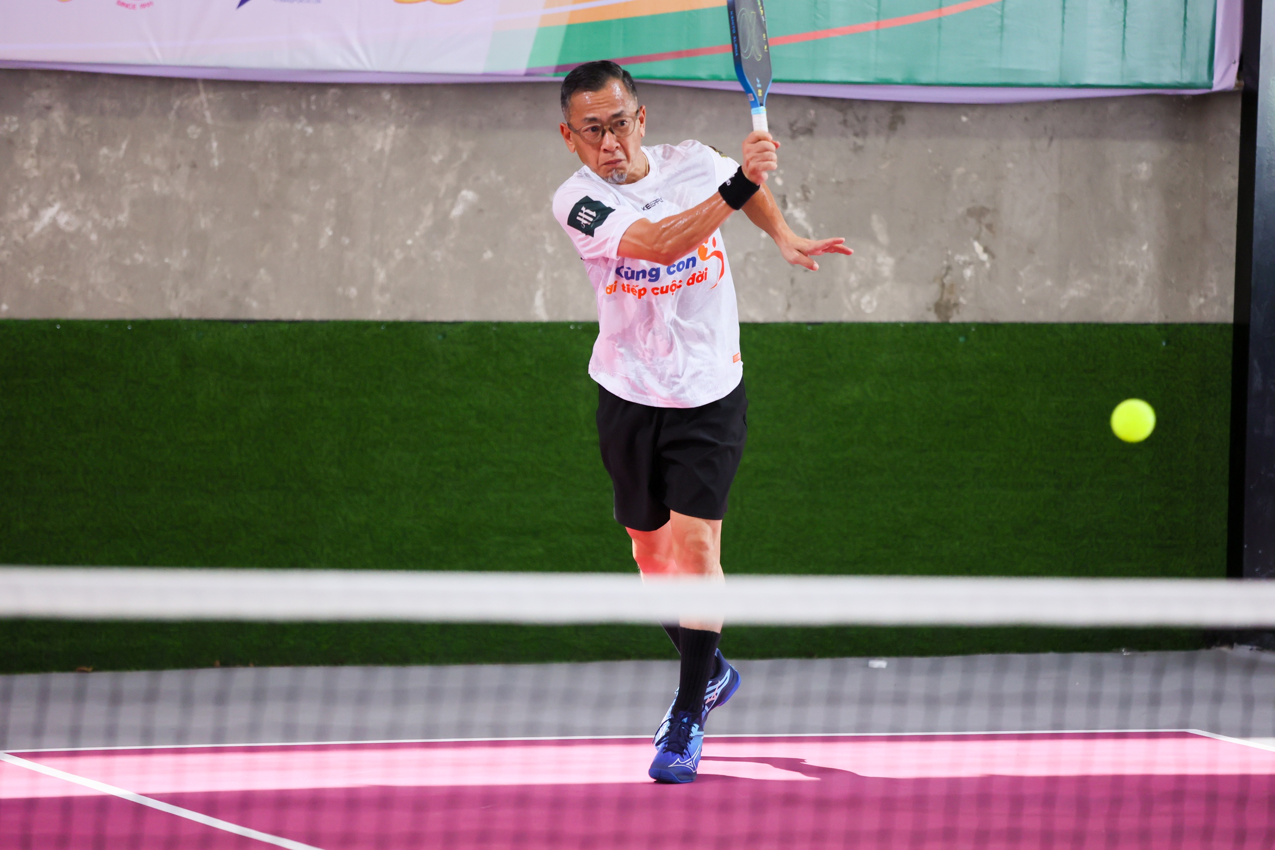 Những khoảnh khắc cảm xúc tại giải pickleball 'Cùng con đi tiếp cuộc đời'- Ảnh 2. Những khoảnh khắc cảm xúc tại giải pickleball 'Cùng con đi tiếp cuộc đời'- Ảnh 2.