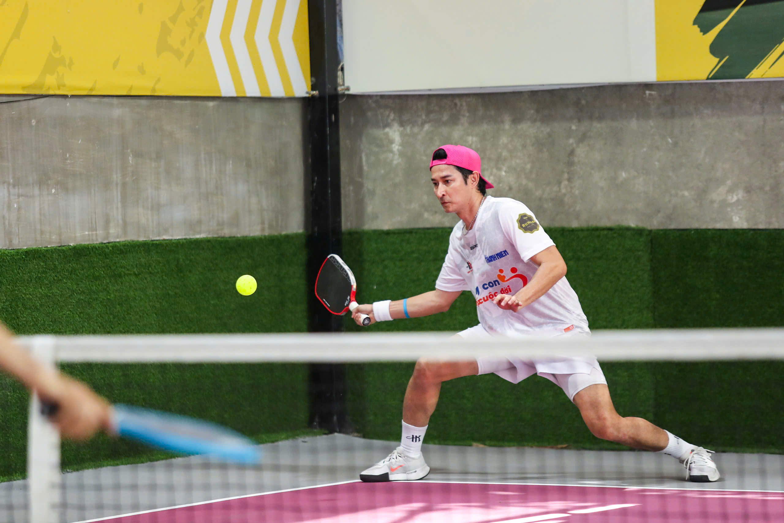 Trao 110 triệu đồng tại giải pickleball 'Cùng con đi tiếp cuộc đời'- Ảnh 16.