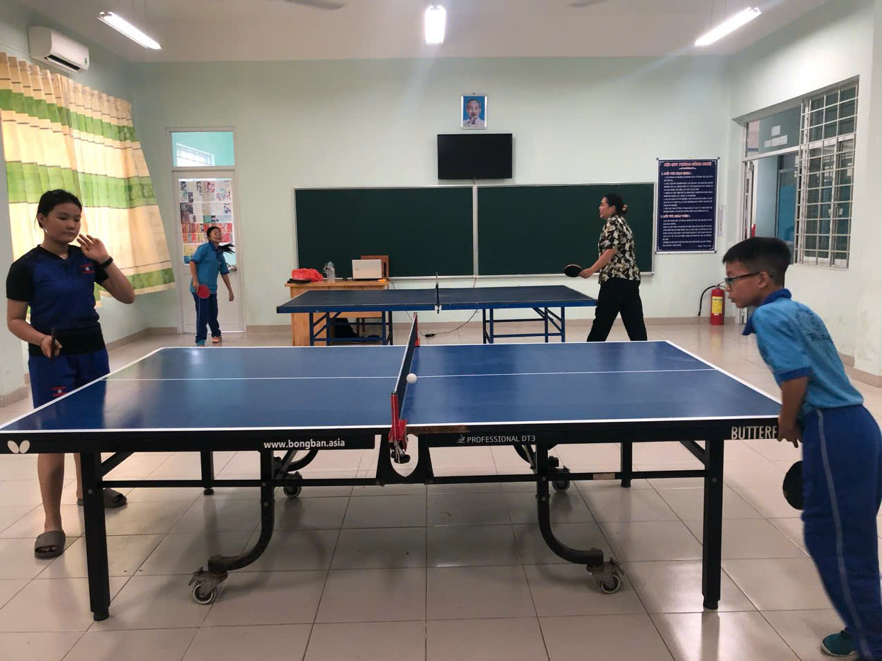 Public secondary schools in District 12, Ho Chi Minh City, teach two sessions per day at 100% capacity - Photo 9. Học 2 buổi/ngày, trường THCS dạy gì cho học sinh? - Ảnh 9.