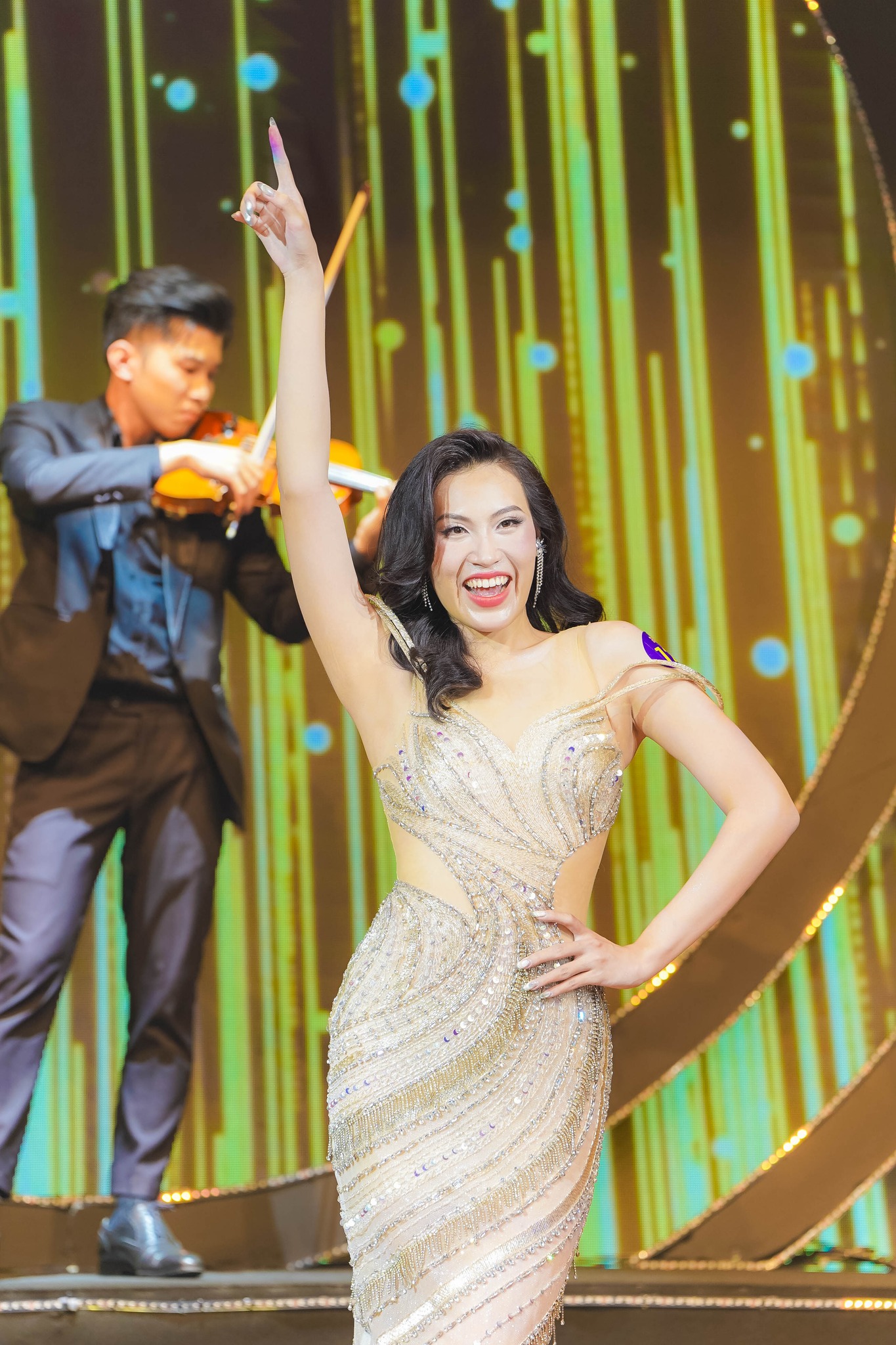 Hoa khôi, Á khôi gen Z nói về trí tuệ nhân tạo và 'lối sống phông bạt' - Ảnh 6.