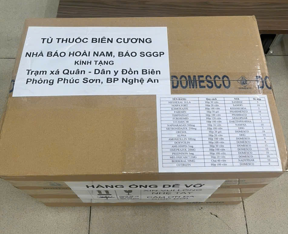 Nhà báo Phạm Hoài Nam ở TP.HCM hơn 20 năm đi ‘viết’ nghĩa tình
- Ảnh 3. Nhà báo Phạm Hoài Nam ở TP.HCM hơn 20 năm đi ‘viết’ nghĩa tình
- Ảnh 3.