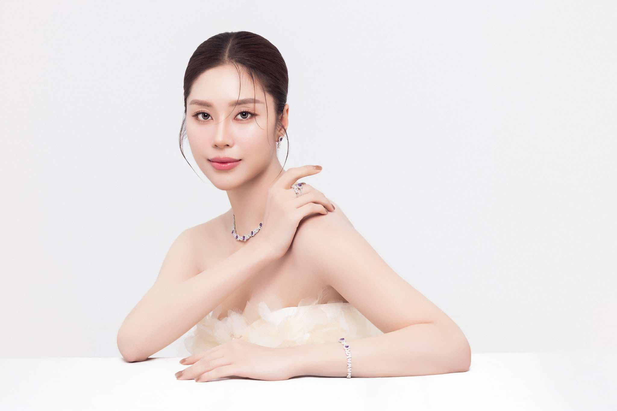 Tô Diệp Hà tiết lộ bí quyết giữ dáng - Ảnh 5. Tô Diệp Hà tiết lộ bí quyết giữ dáng - Ảnh 5.