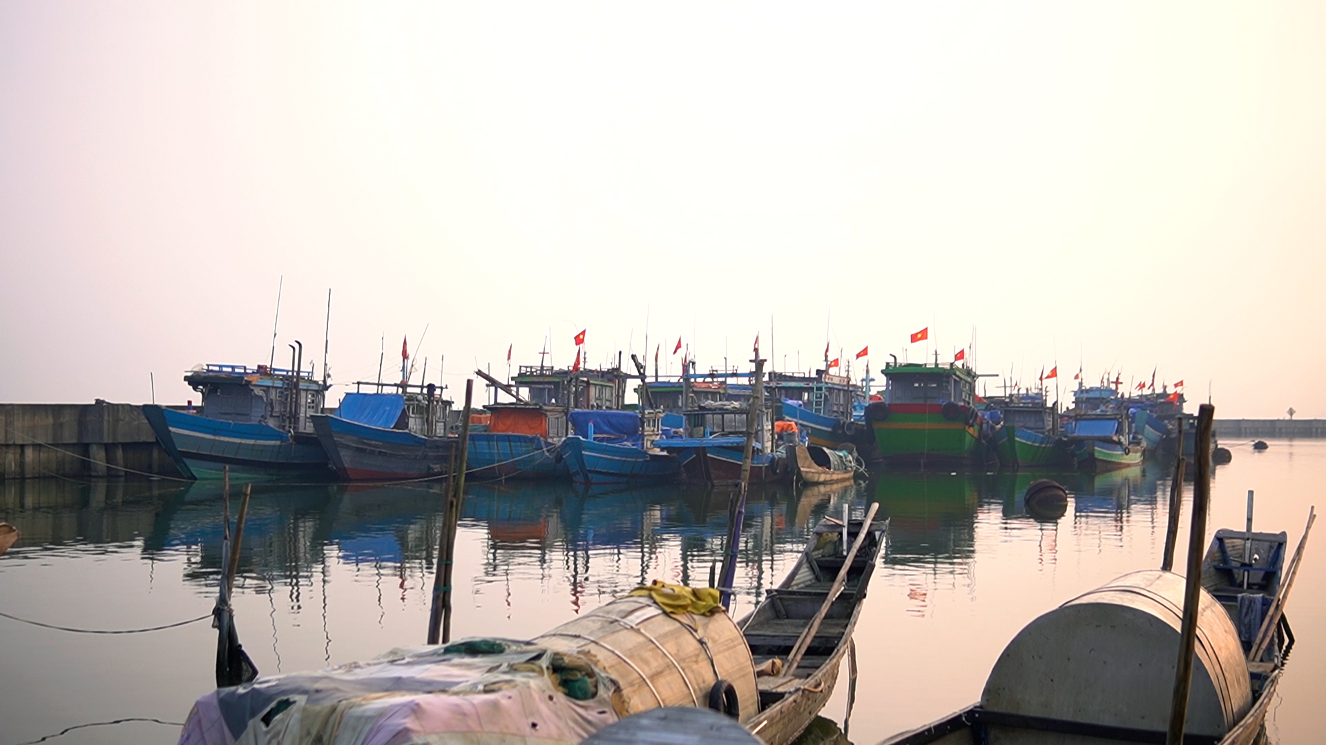 4 Đời bám biển của người đàn ông làng chài ' lên bờ biết làm gì ' - Ảnh 21. 4 Đời bám biển của người đàn ông làng chài ' lên bờ biết làm gì ' - Ảnh 21.