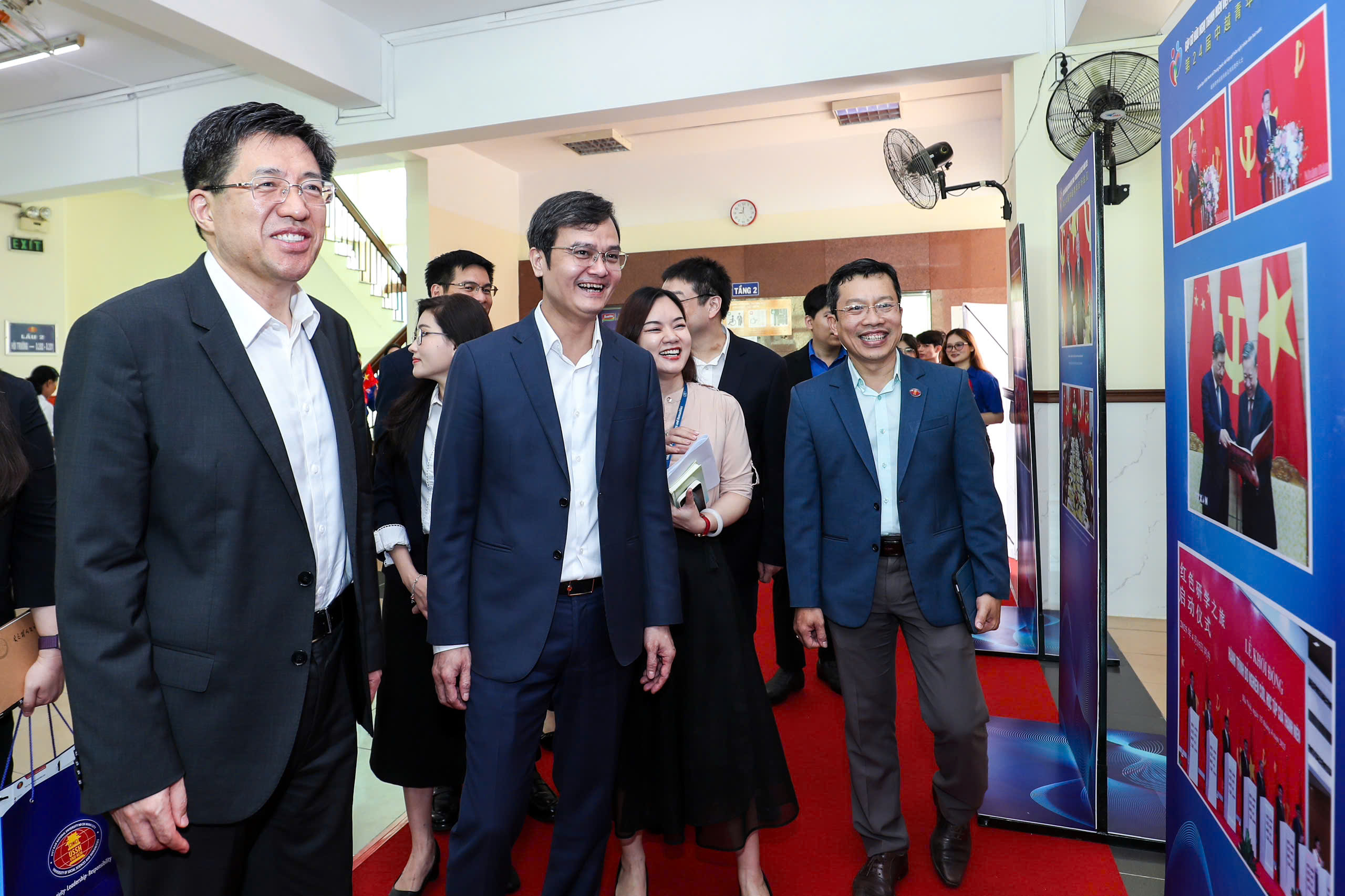 Thanh niên Việt – Trung chia sẻ kinh nghiệm đổi mới hoạt động trong tình hình mới - Ảnh 1.