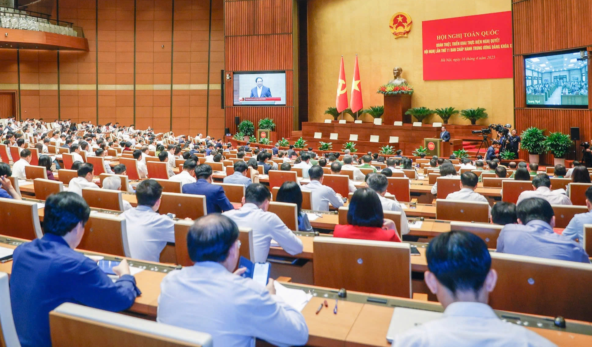 Thủ tướng: Dứt kho&aacute;t bỏ tư duy 'kh&ocirc;ng quản được th&igrave; cấm', 'kh&ocirc;ng biết vẫn quản' - Ảnh 2.