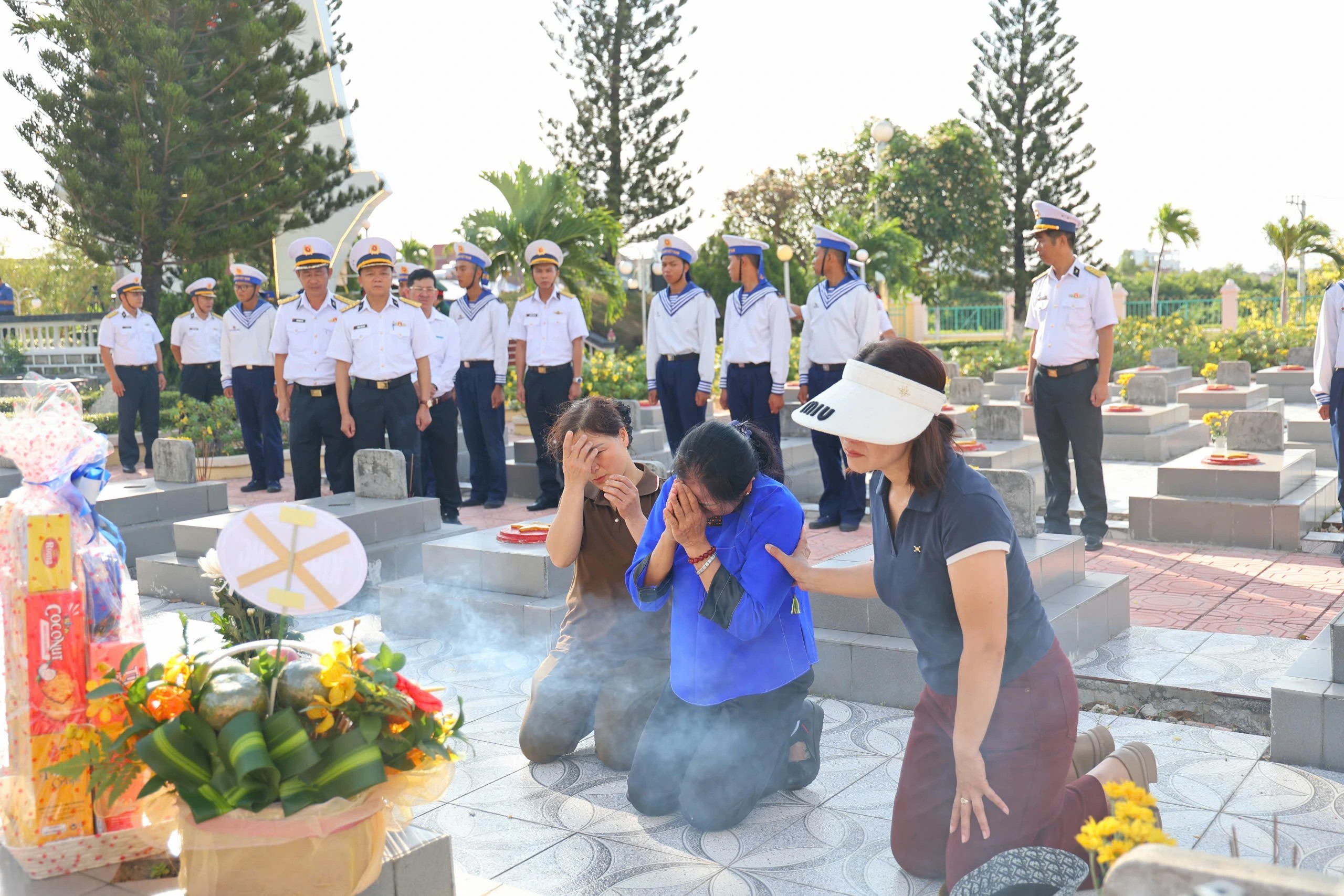 Nửa thế kỷ tìm liệt sĩ Tống Văn Quang anh hùng hy sinh tại Trường Sa - Ảnh 8.