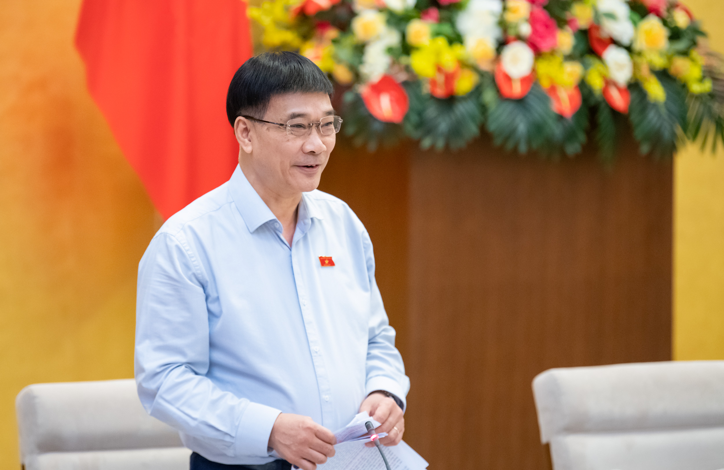 Chủ tịch Quốc hội: 'Làm sao lương doanh nghiệp nhà nước cạnh tranh được với tư nhân' - Ảnh 2.