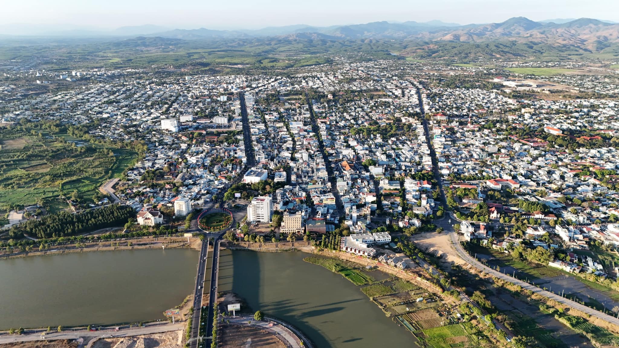 Dự kiến có 3 phường mang tên Kon Tum - Ảnh 1.