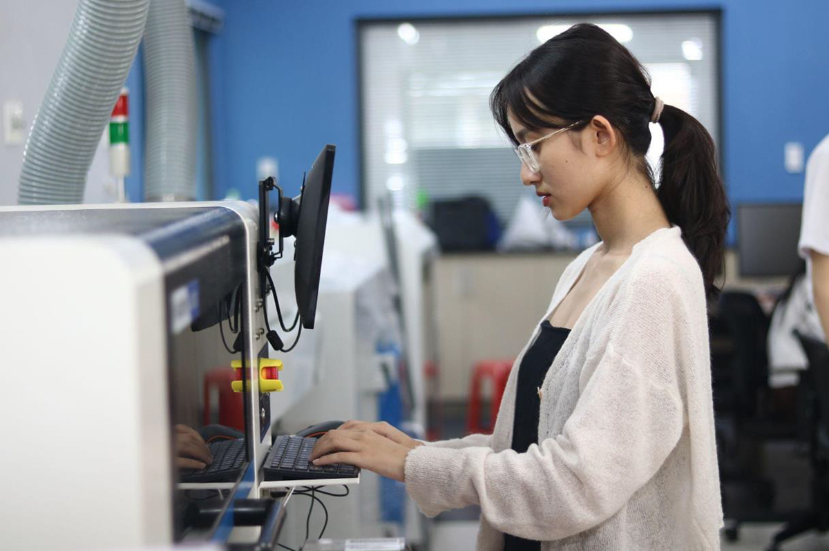 ការដាក់ខ្លួនអ្នកនៅក្នុង «ពិភពលោករាបស្មើ»៖ ជំនាញគិតគូរអន្តរវិញ្ញាសា និងសមាហរណកម្ម - រូបភាពទី 2។ Định vị bản thân trong ‘thế giới phẳng’: tư duy liên ngành và kỹ năng hội nhập - Ảnh 2.