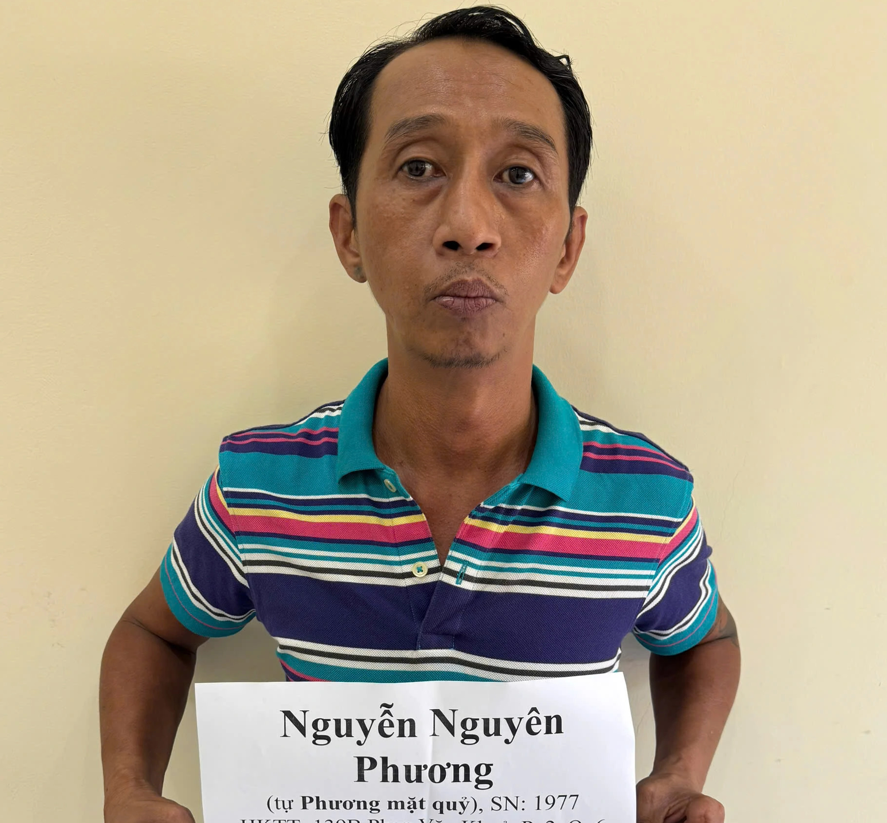 Công an TP.HCM triệt xóa băng nhóm bảo kê ở chợ Bình Tây thế nào?- Ảnh 1. Công an TP.HCM triệt xóa băng nhóm bảo kê ở chợ Bình Tây thế nào?- Ảnh 1.