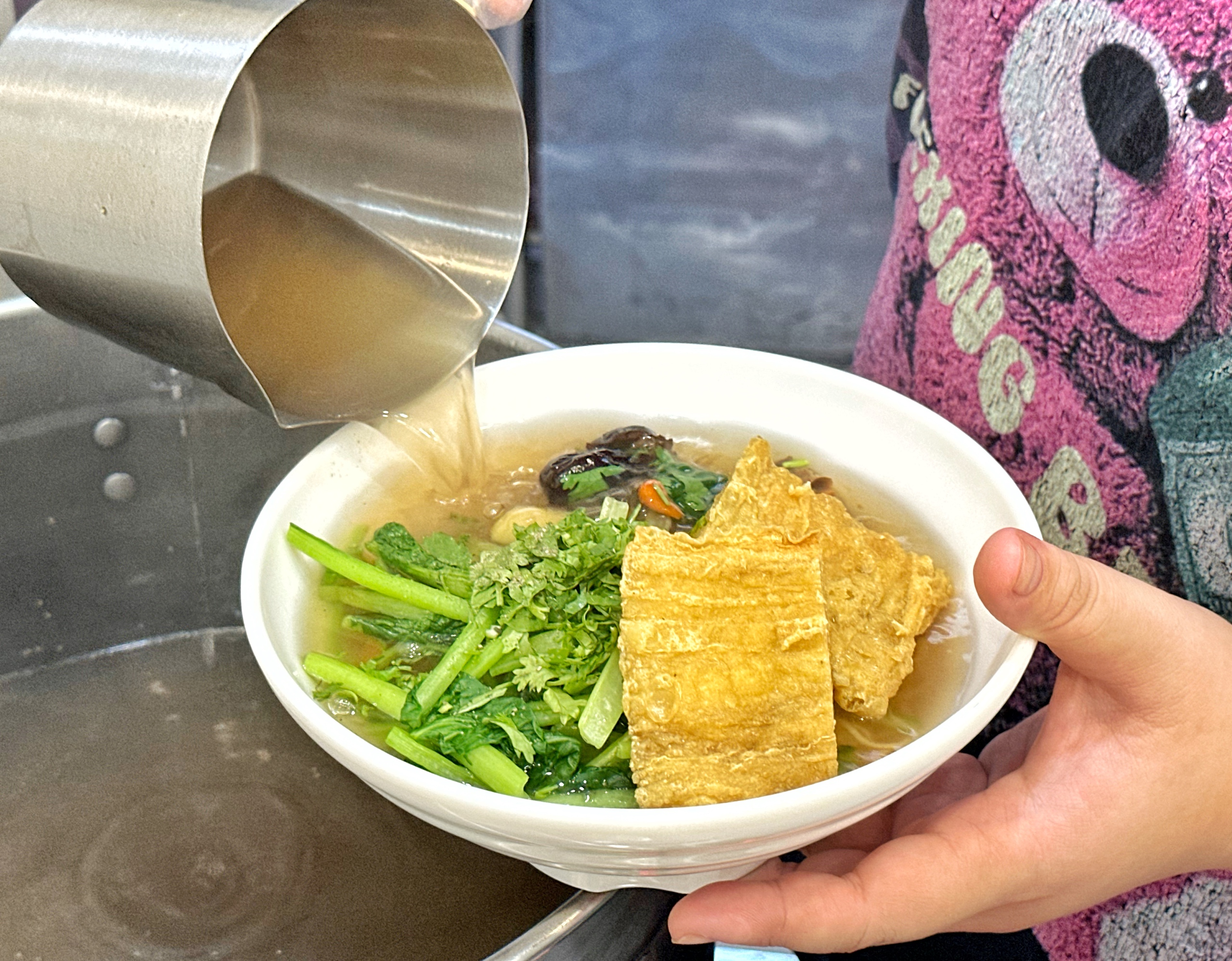 Độc lạ quán chay TP.HCM: Bất ngờ với menu ở quán dì Mười - Ảnh 9.