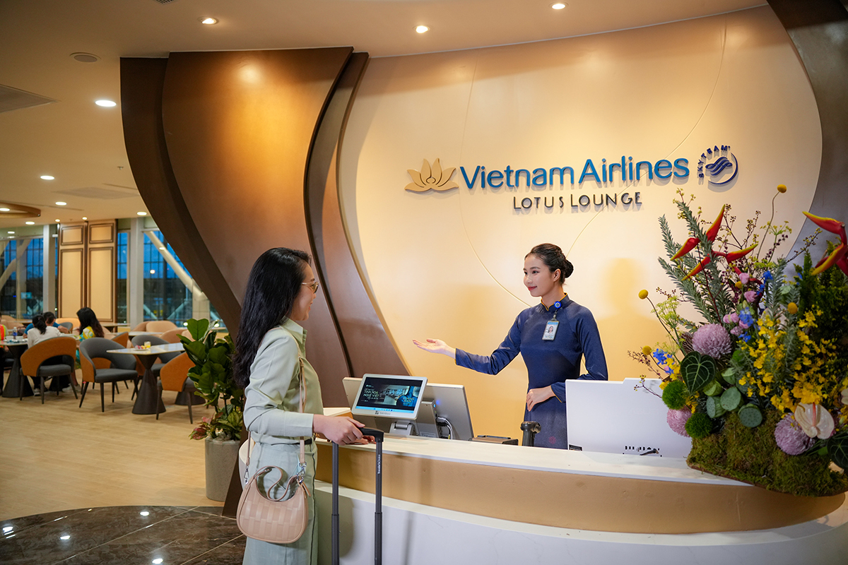 Lotus Lounge tại T3: Không gian phòng chờ thế hệ mới đậm dấu ấn văn hóa Việt - Ảnh 1.