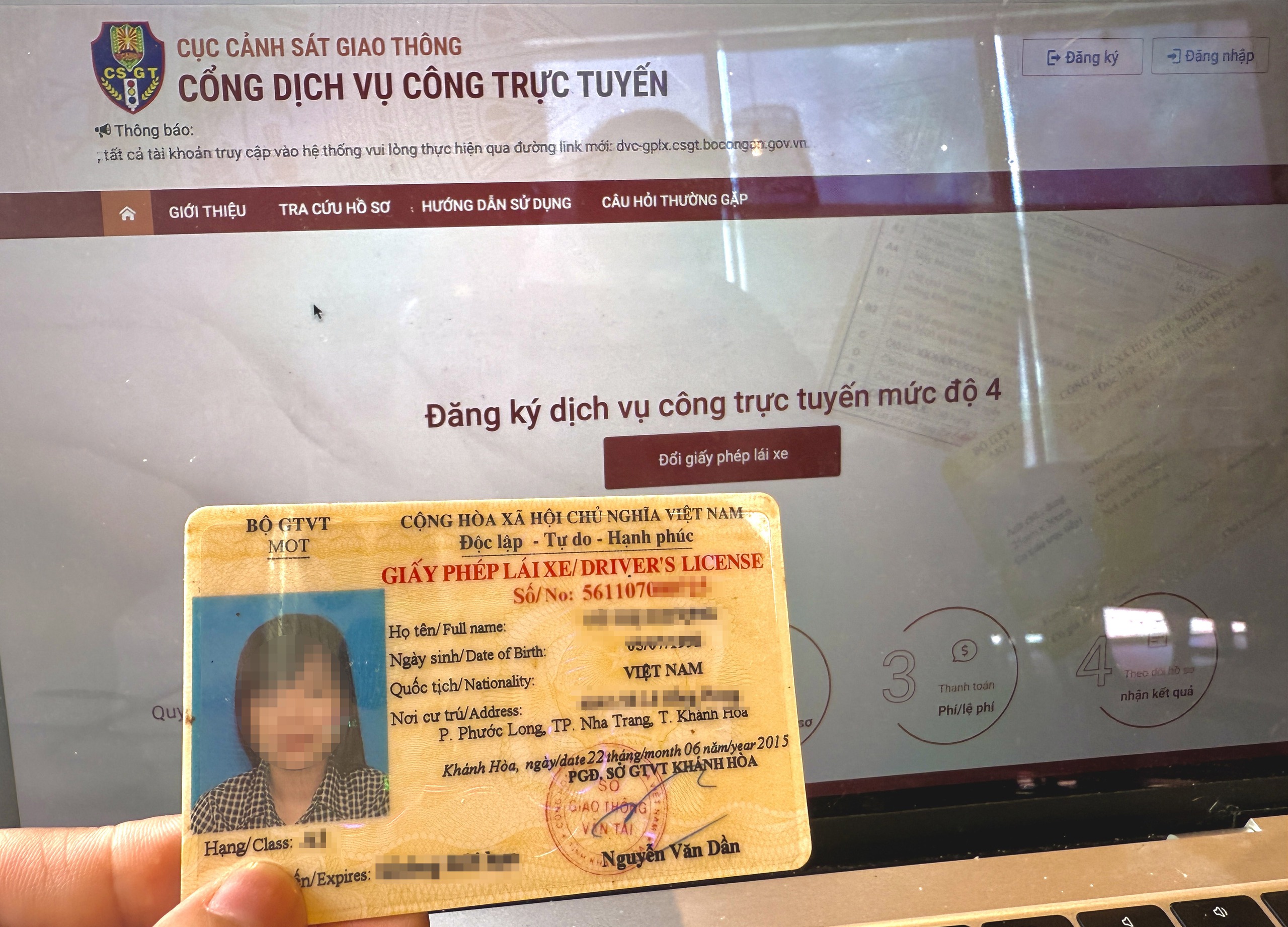 Đổi bằng lái xe trực tuyến bị trả hồ sơ: CSGT TP.HCM nói lý do- Ảnh 1. Đổi bằng lái xe trực tuyến bị trả hồ sơ: CSGT TP.HCM nói lý do- Ảnh 1.