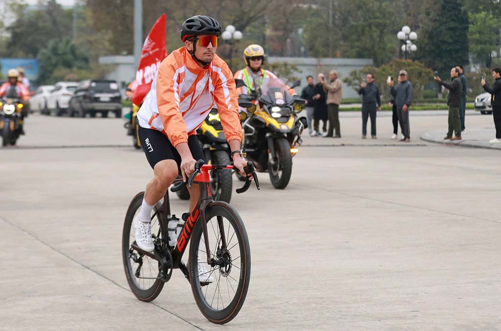 Cua rơ từng dự Tour de France tranh tài ở Cúp xe đạp
truyền hình TP.HCM- Ảnh 1. Cua rơ từng dự Tour de France tranh tài ở Cúp xe đạp
truyền hình TP.HCM- Ảnh 1.