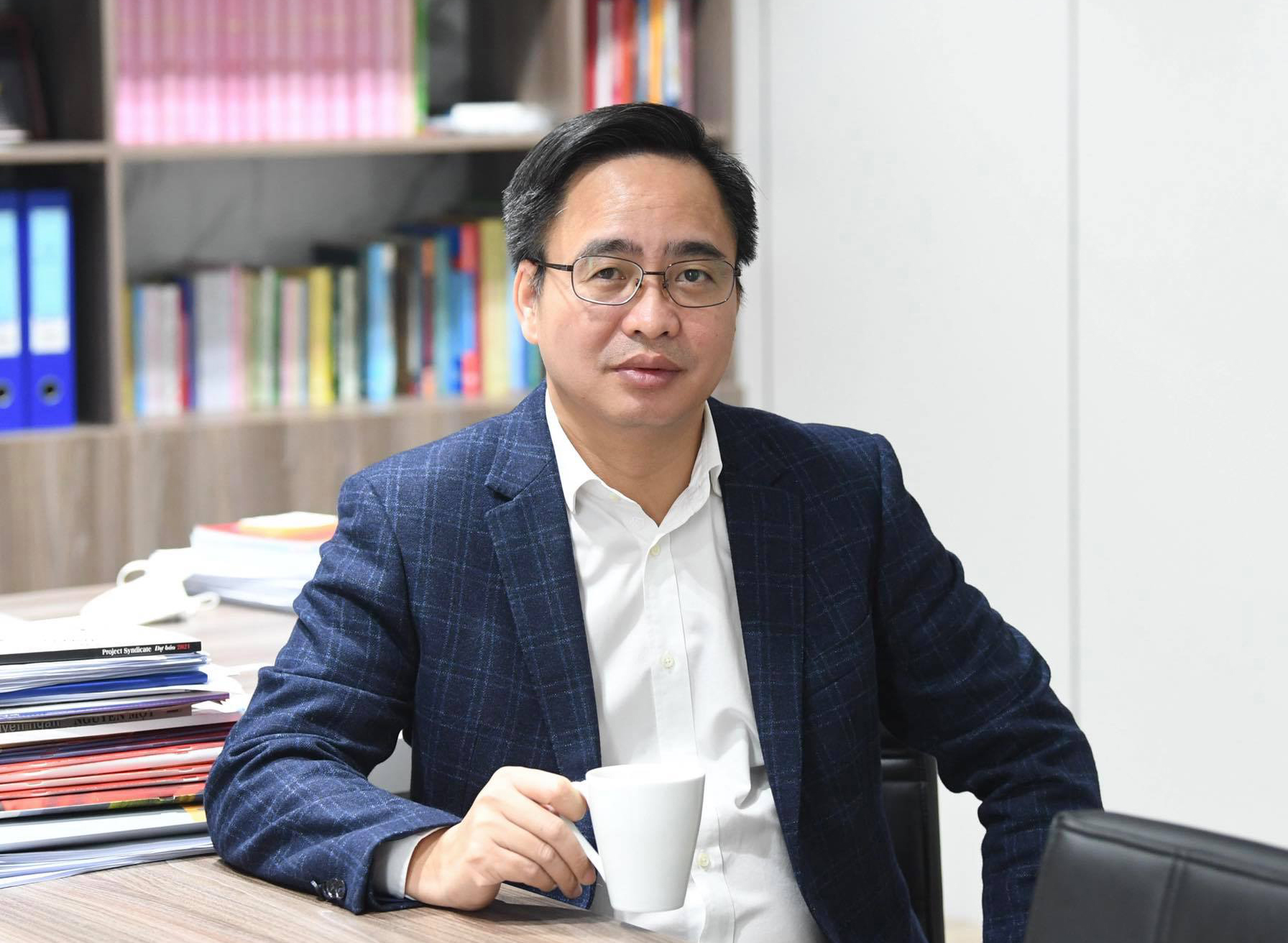 ឯកសារដ៏មានតម្លៃជាច្រើននៅក្នុង 'បទចម្រៀងជ័យជំនះ' ដើម្បីអបអរសាទរទិវាបង្រួបបង្រួមជាតិ - រូបថតទី 2។ Nhiều tư liệu quý trong 'Khúc ca khải hoàn' mừng ngày đất nước thống nhất
- Ảnh 2.