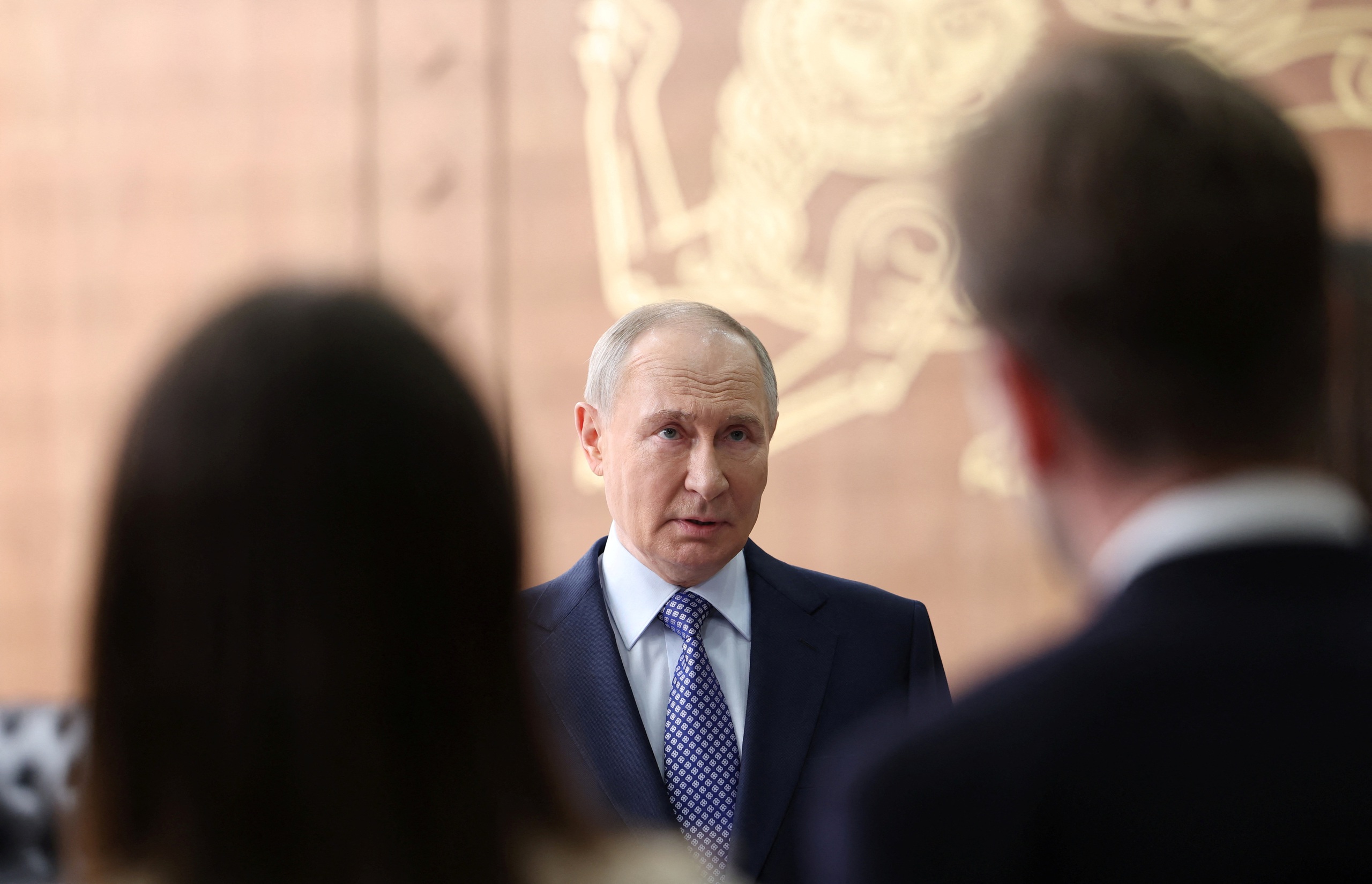 Ông Putin lần đầu đề xuất đàm phán với Ukraine sau nhiều năm - Ảnh 1.