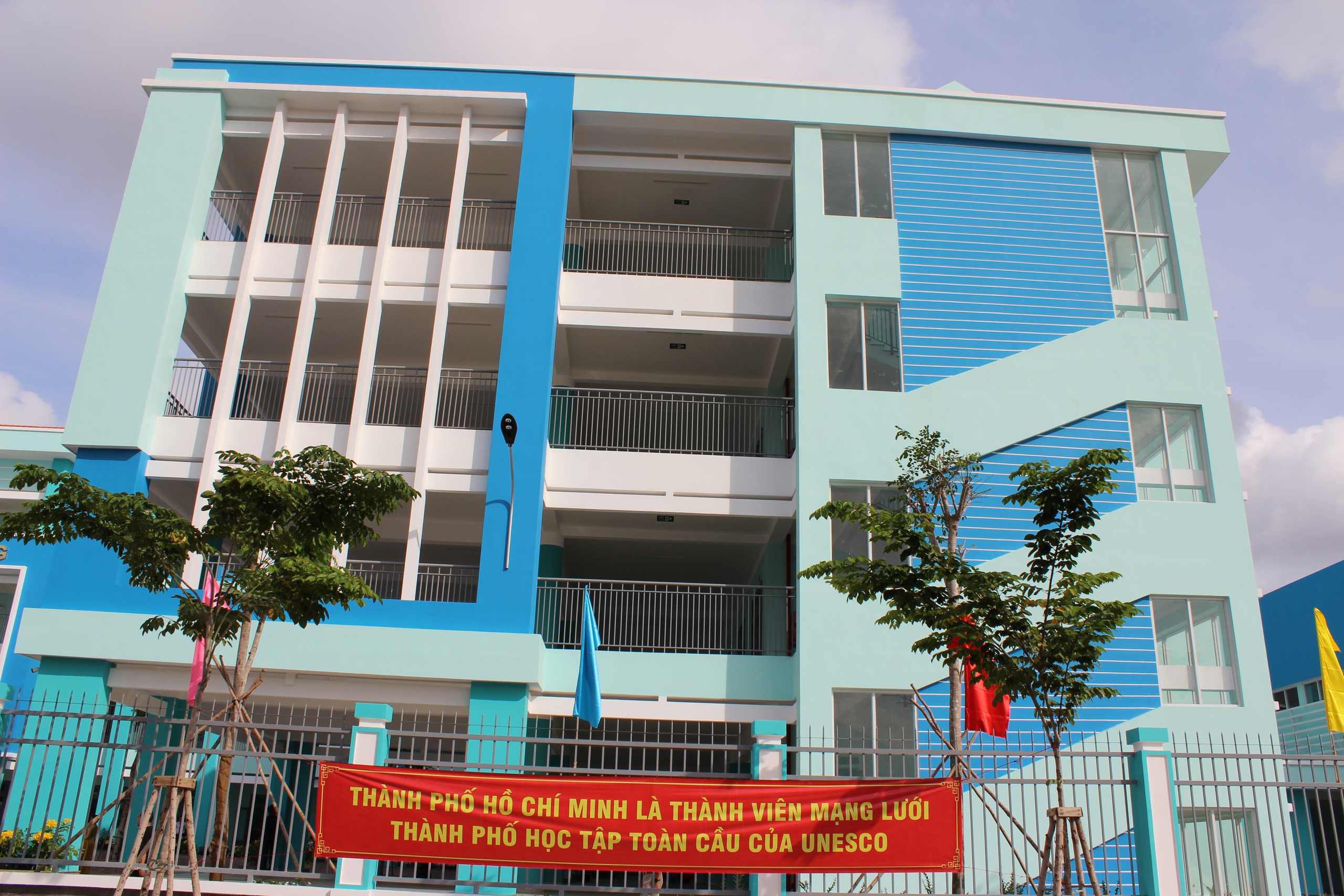 Bên trong 3 trường học hàng trăm tỉ đồng mới khánh thành ở quận Tân Bình, TP.HCM - Ảnh 10.