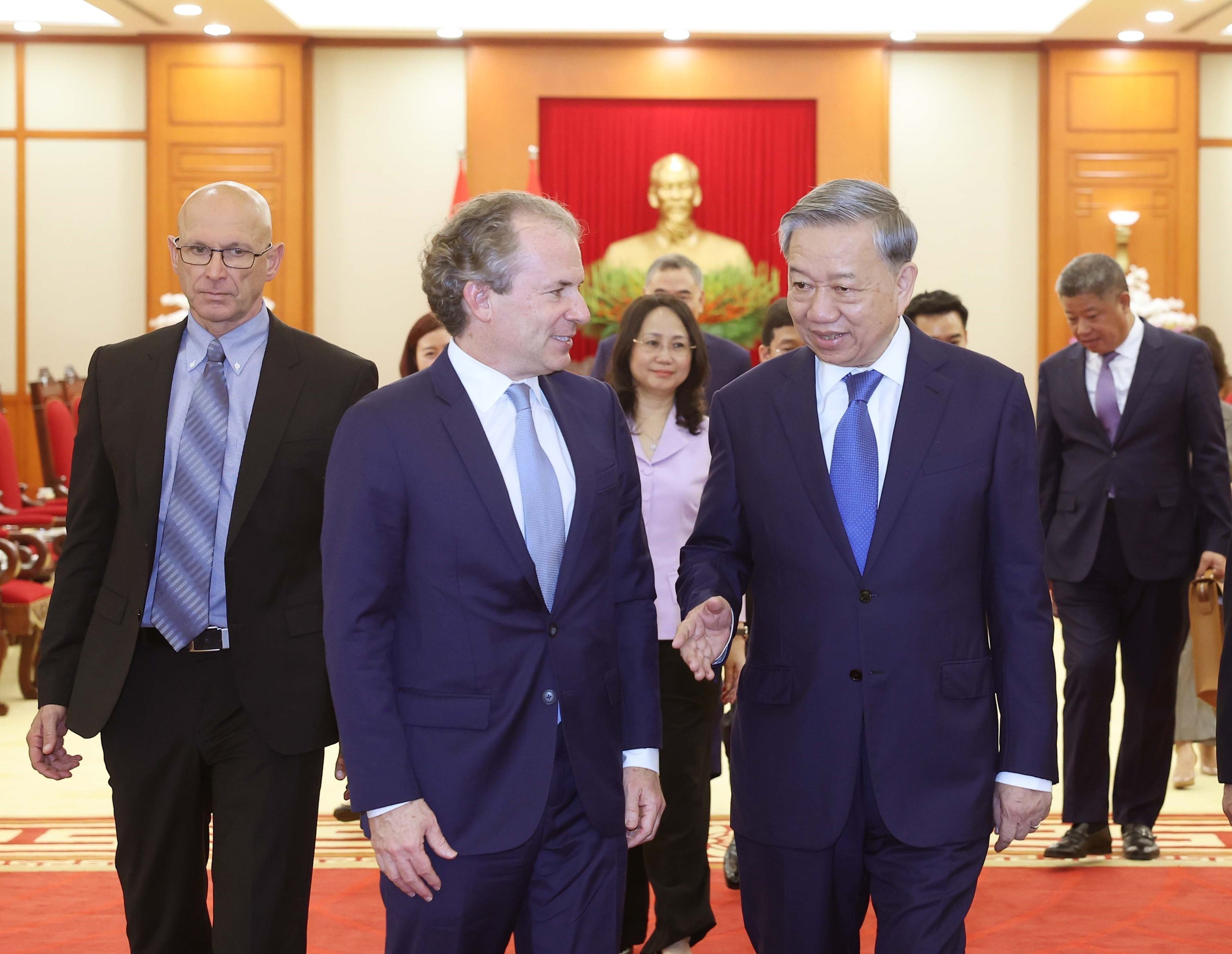 Tổng Bí thư Tô Lâm tiếp Giám đốc điều hành Tập đoàn Rosen Partners của Mỹ- Ảnh 1. Tổng Bí thư Tô Lâm tiếp Giám đốc điều hành Tập đoàn Rosen Partners của Mỹ- Ảnh 1.