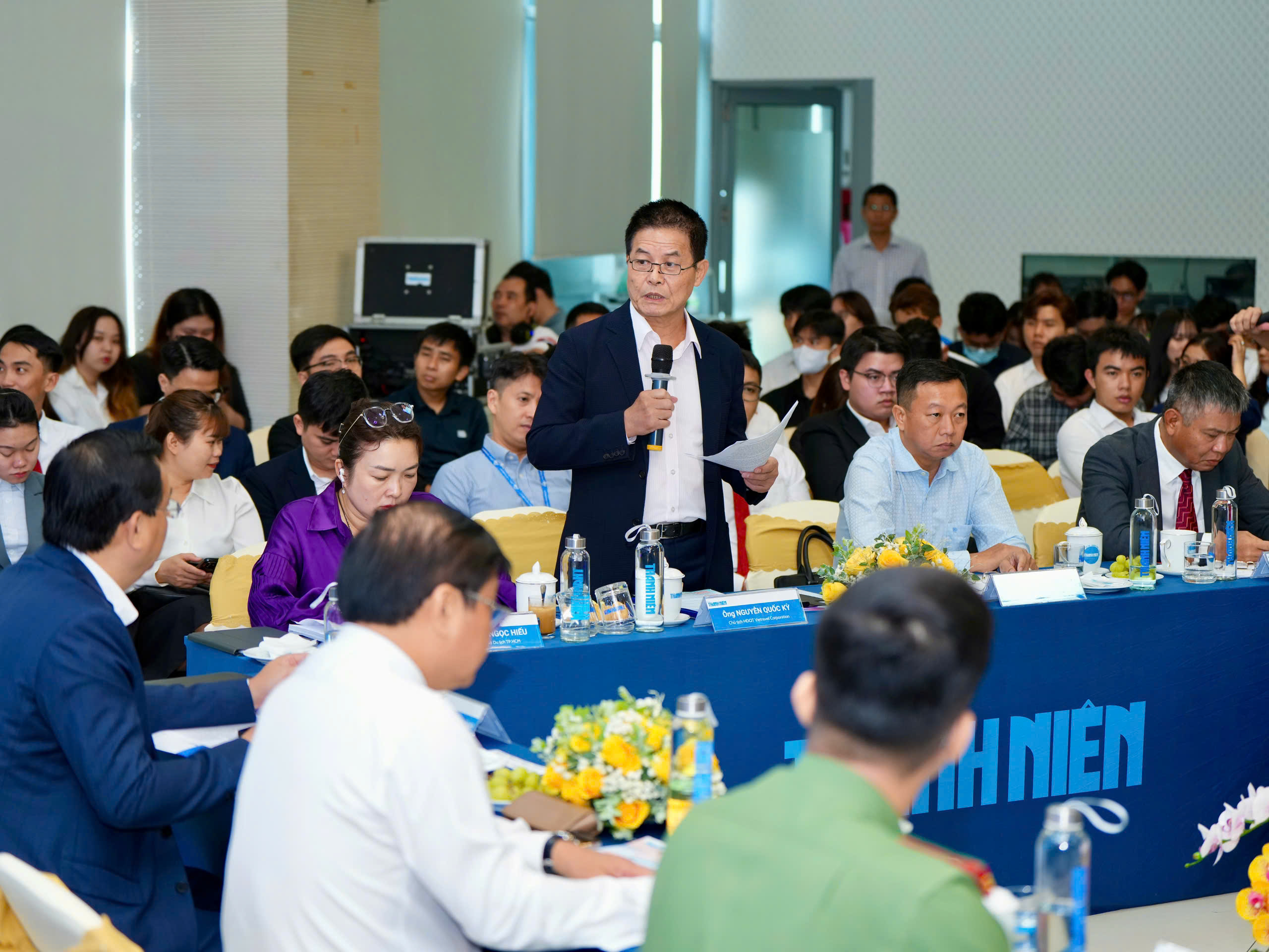 Vì sao chính sách mở visa kiến nghị 'miệt mài' bao năm không cải thiện? - Ảnh 2.