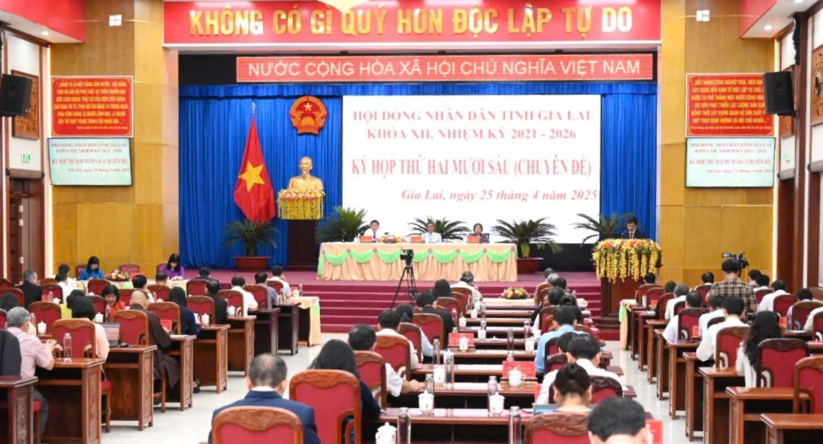 Ra nghị quyết sắp xếp đơn vị hành chính tỉnh Gia Lai với Bình Định - Ảnh 1.