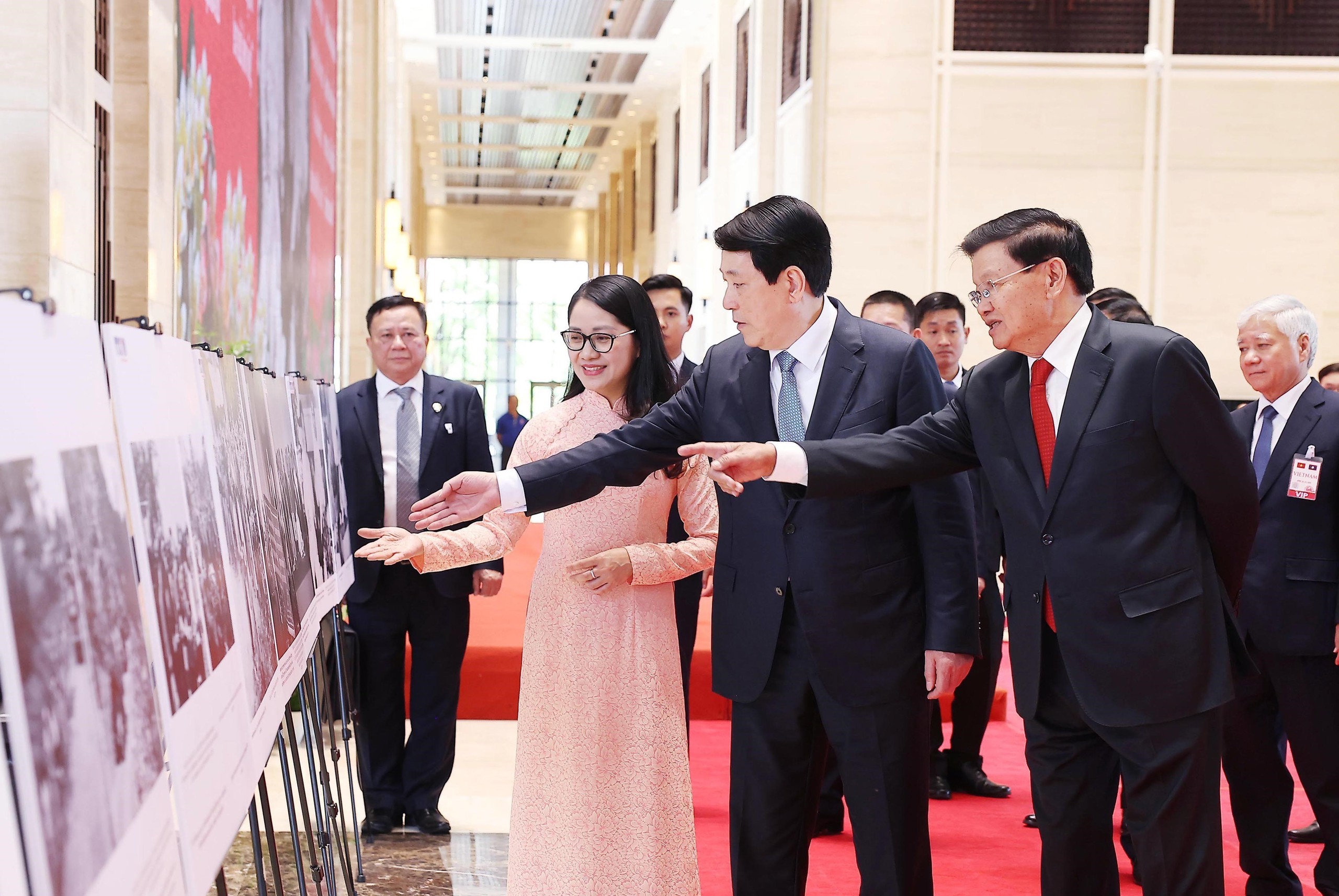 Chủ tịch nước Lương Cường chia sẻ kinh nghiệm cải c&aacute;ch bộ m&aacute;y với L&agrave;o- Ảnh 2.