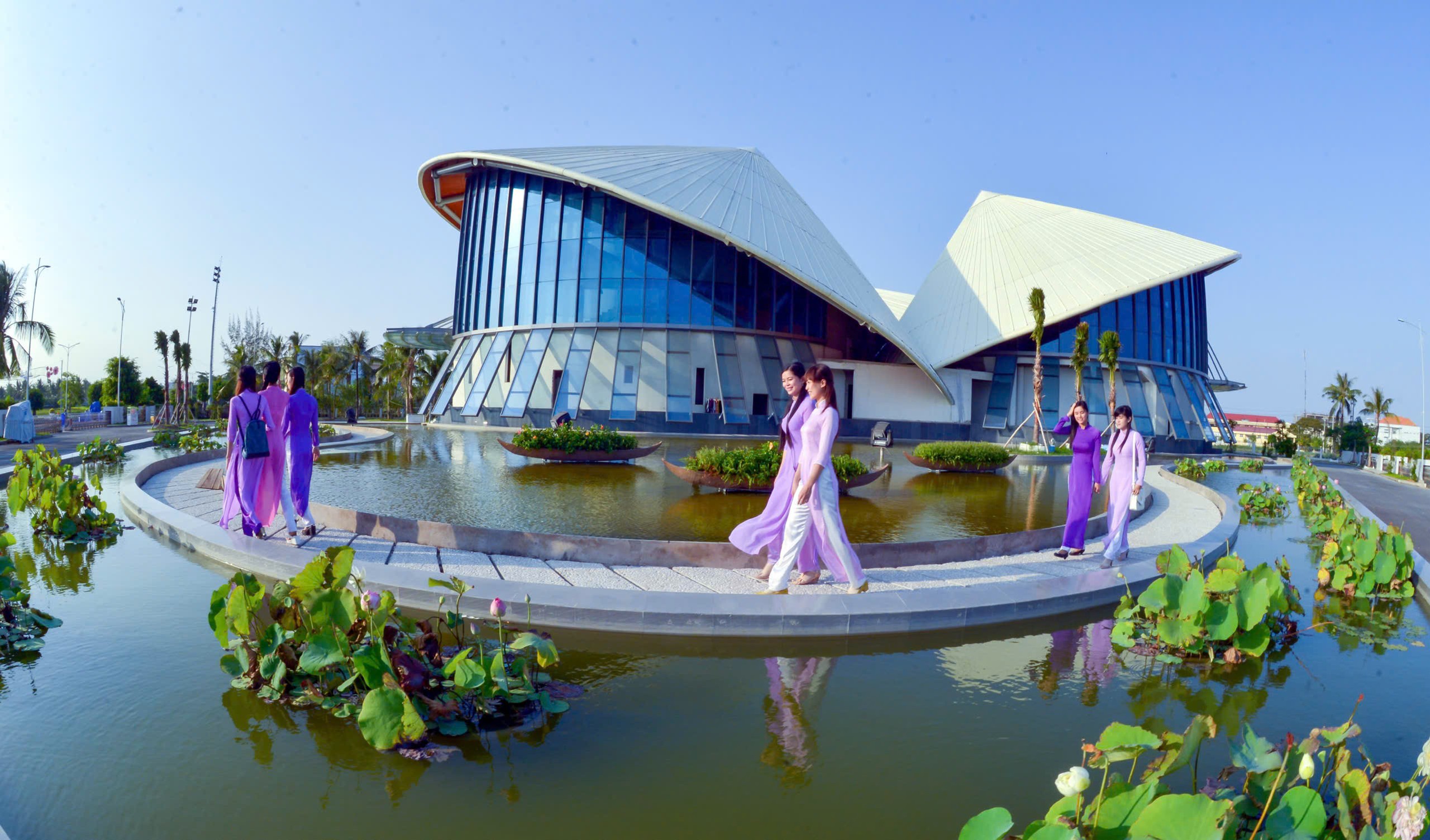 Khánh thành dự án trưng bày nội thất bảo tàng tổng hợp Bạc Liêu - Ảnh 2.