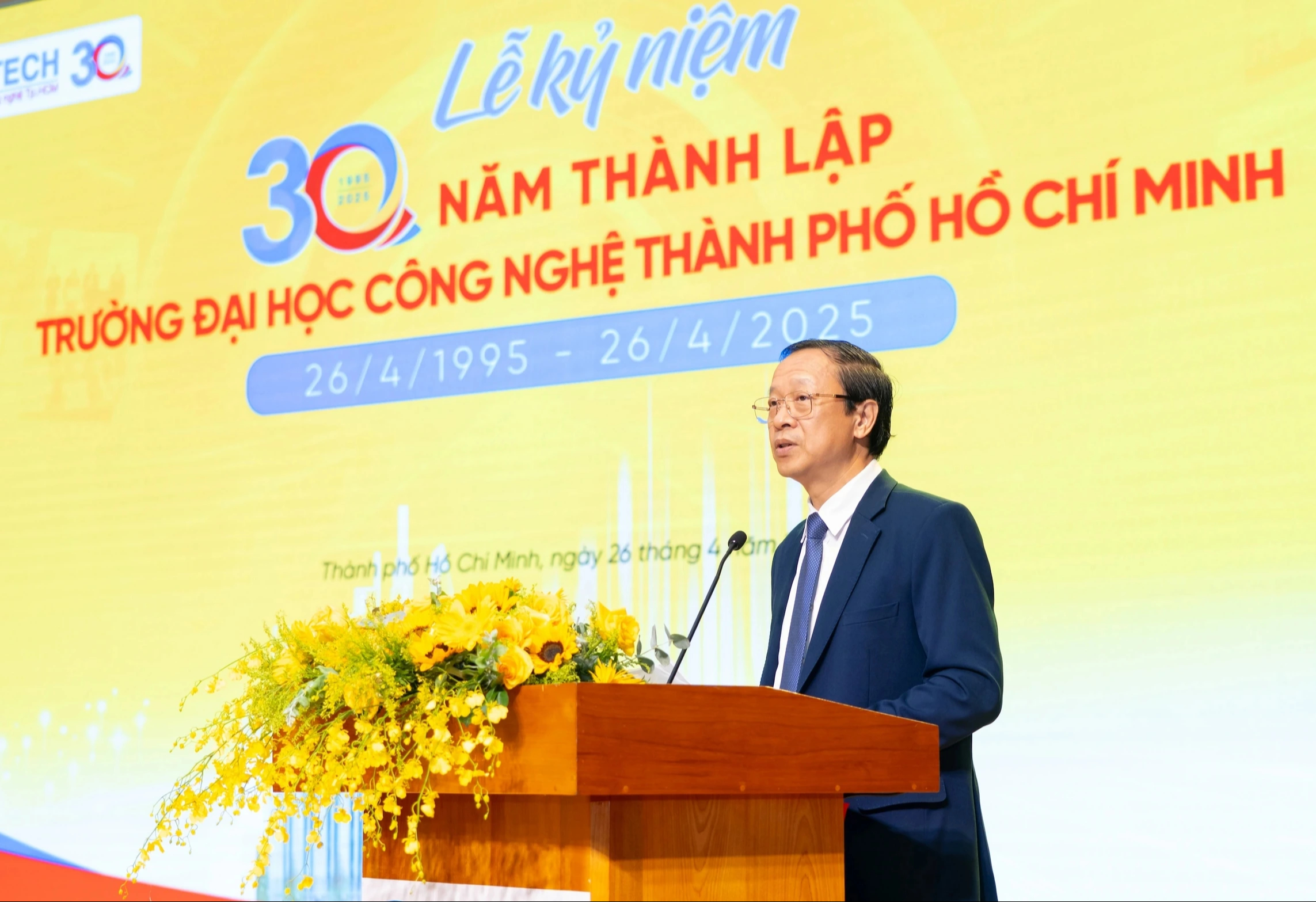 - Foto 2. - Ảnh 2.