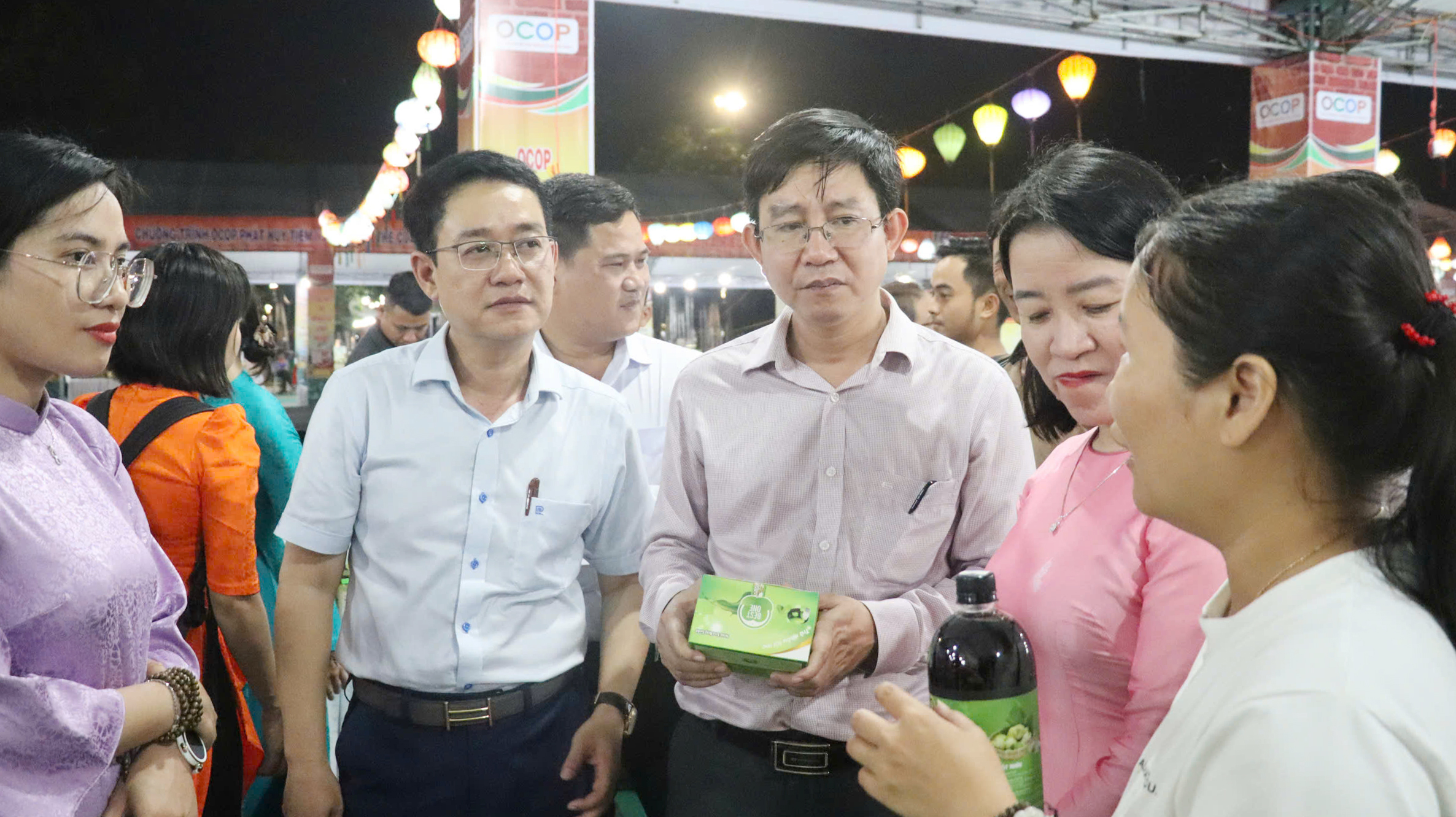 Quảng bá sản phẩm OCOP thế nào để tránh bài học kẹo Kera?- Ảnh 2.