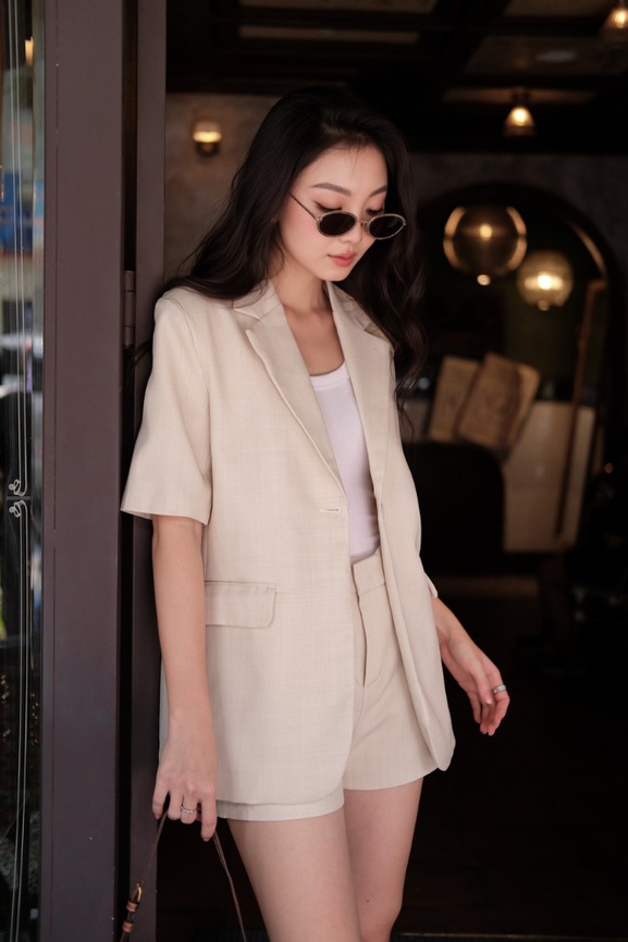 Chìa khóa nâng tầm mọi phong cách công sở gọi tên blazer - Ảnh 1.
