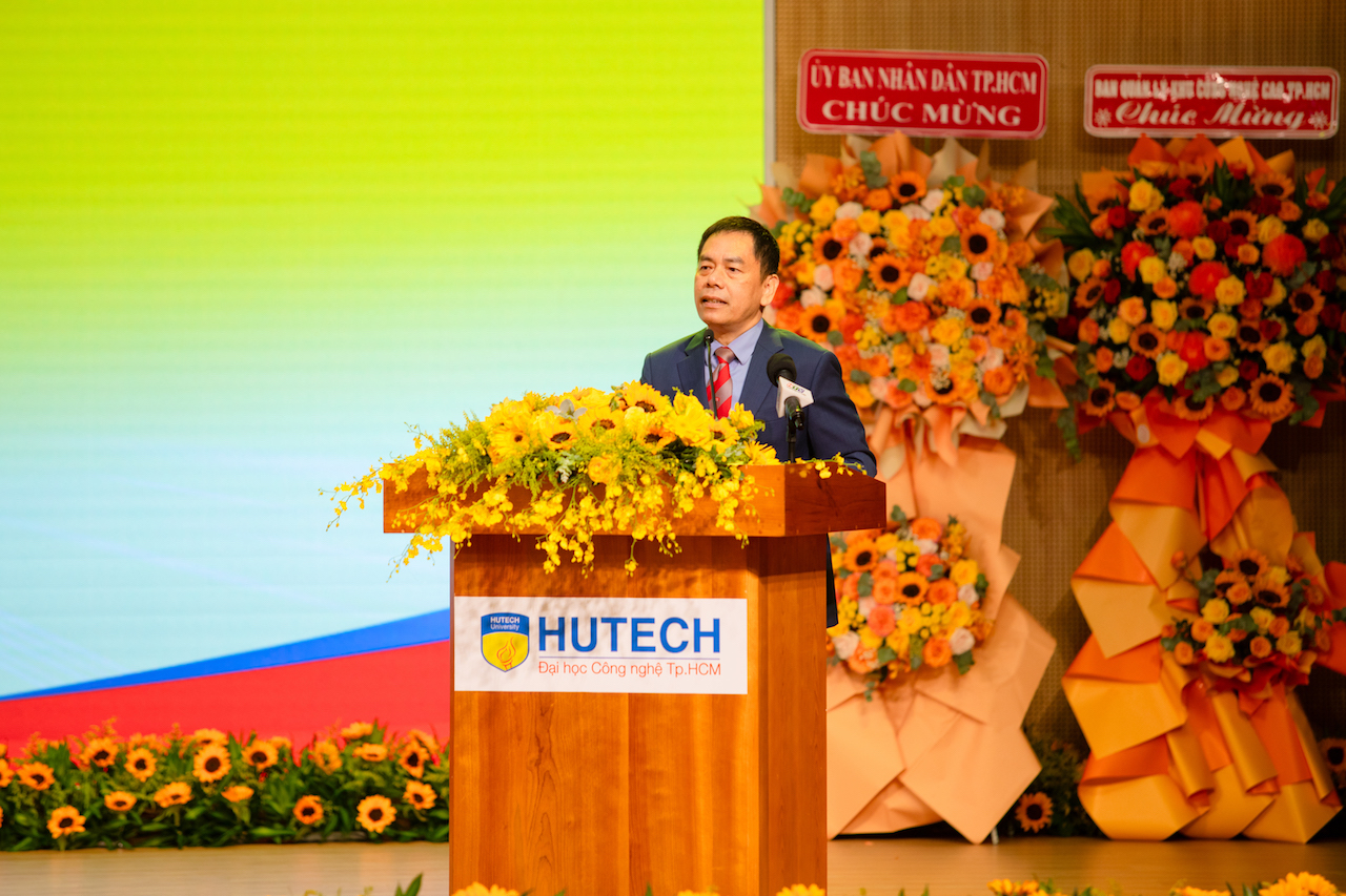 HUTECH: Hành trình 30 năm vươn mình vì sự nghiệp giáo dục- Ảnh 1.