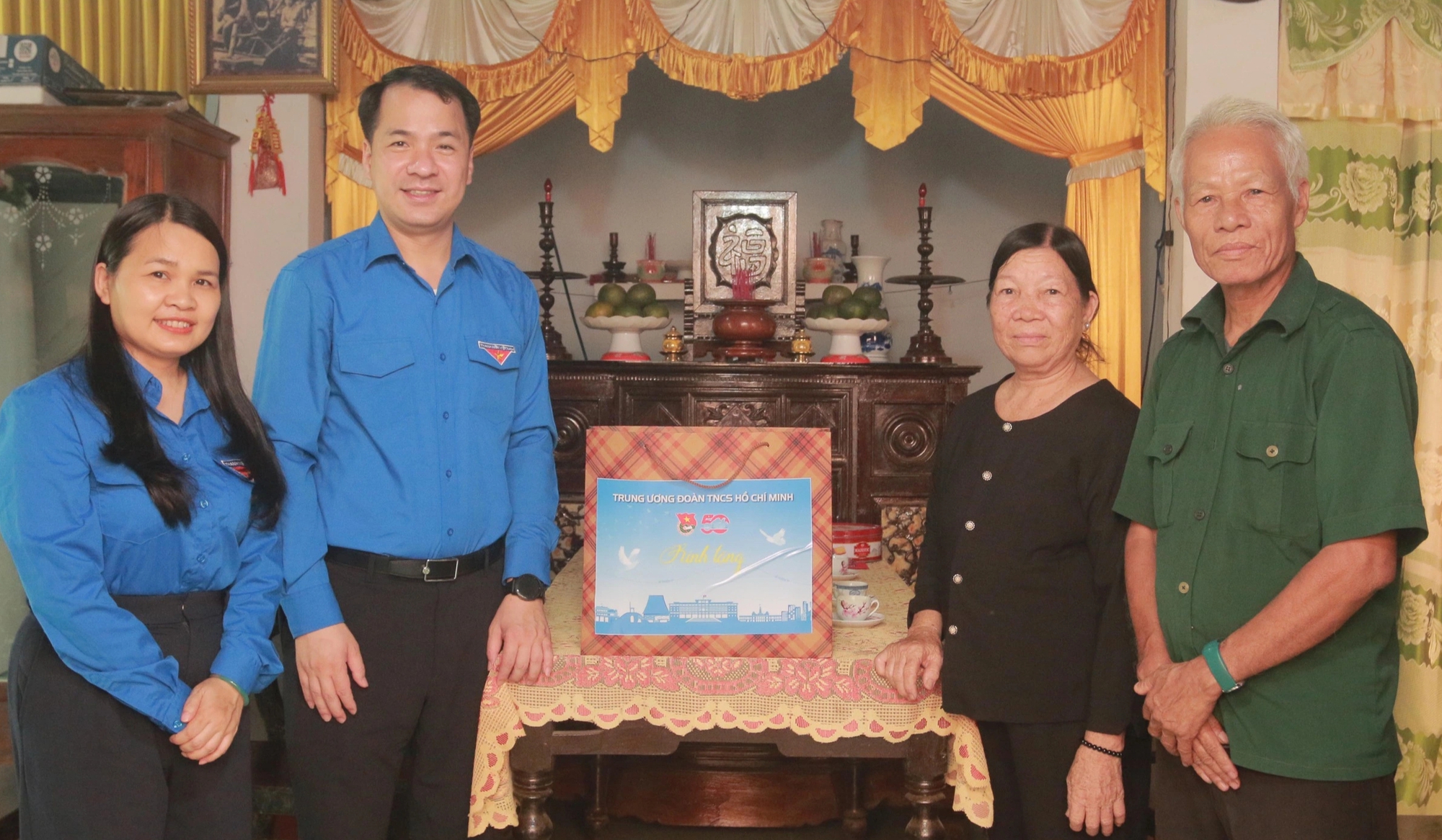 T.Ư đoàn thăm Mẹ Việt Nam anh hùng, cựu du kích tại Quảng Trị - Ảnh 1.