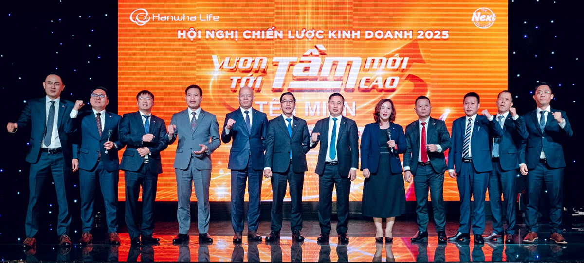 Trang trọng hội nghị chiến lược kinh doanh năm 2025 của Hanwha Life ...