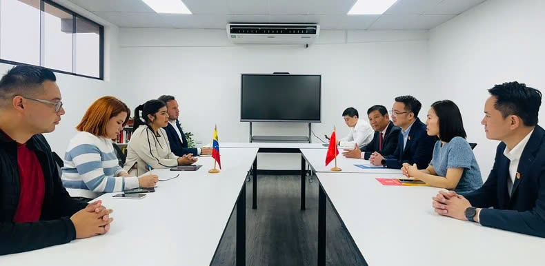 Đoàn TNCS Hồ Chí Minh thúc đẩy hợp tác với Venezuela trong việc phát triển giới trẻ - Ảnh 4. Đoàn TNCS Hồ Chí Minh thúc đẩy hợp tác với Venezuela trong việc phát triển giới trẻ - Ảnh 4.
