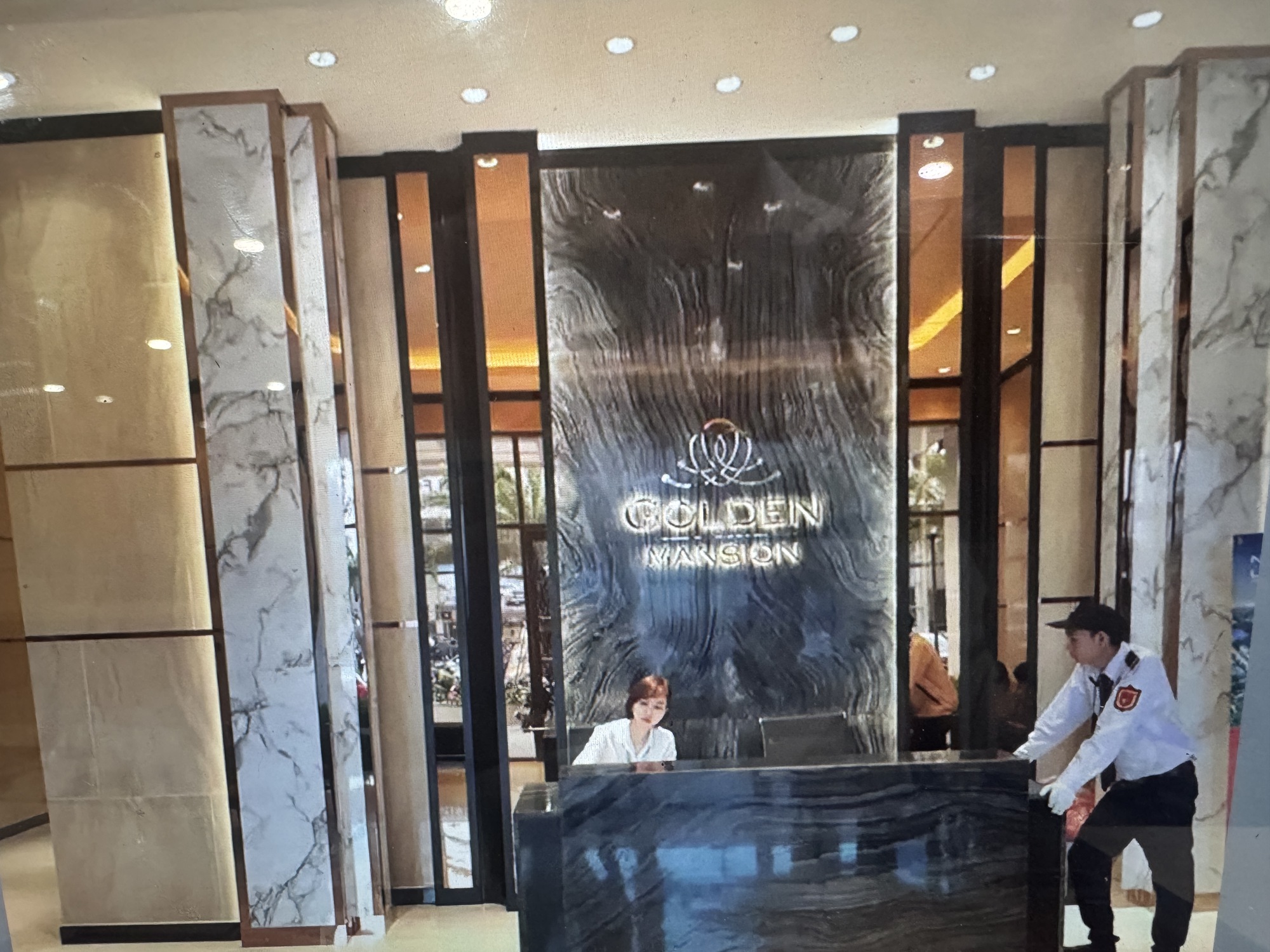 Bắt tạm giam hai thành viên Ban quản trị chung cư Golden Mansion- Ảnh 1. Bắt tạm giam hai thành viên Ban quản trị chung cư Golden Mansion- Ảnh 1.