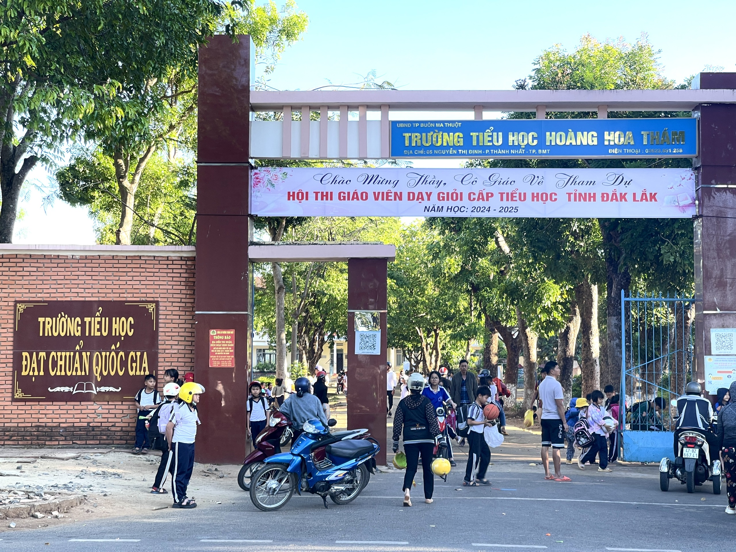 Trường tiểu học dừng thu tiền ‘câu lạc bộ’ dạy thêm các môn học- Ảnh 1. Trường tiểu học dừng thu tiền ‘câu lạc bộ’ dạy thêm các môn học- Ảnh 1.