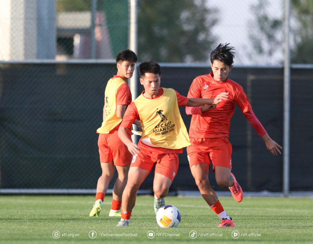 Vietnam U.17 beat Australia U.17, why not? - Photo 1. U.17 Việt Nam thắng U.17 Úc, tại sao không?- Ảnh 1.