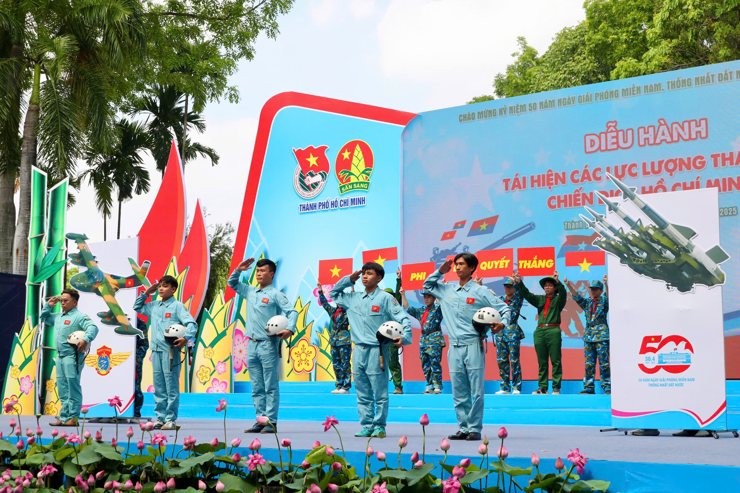 Nhiều hoạt động sôi nổi, vui tươi tại đại hội Cháu ngoan Bác Hồ TP.HCM- Ảnh 5. Nhiều hoạt động sôi nổi, vui tươi tại đại hội Cháu ngoan Bác Hồ TP.HCM- Ảnh 5.