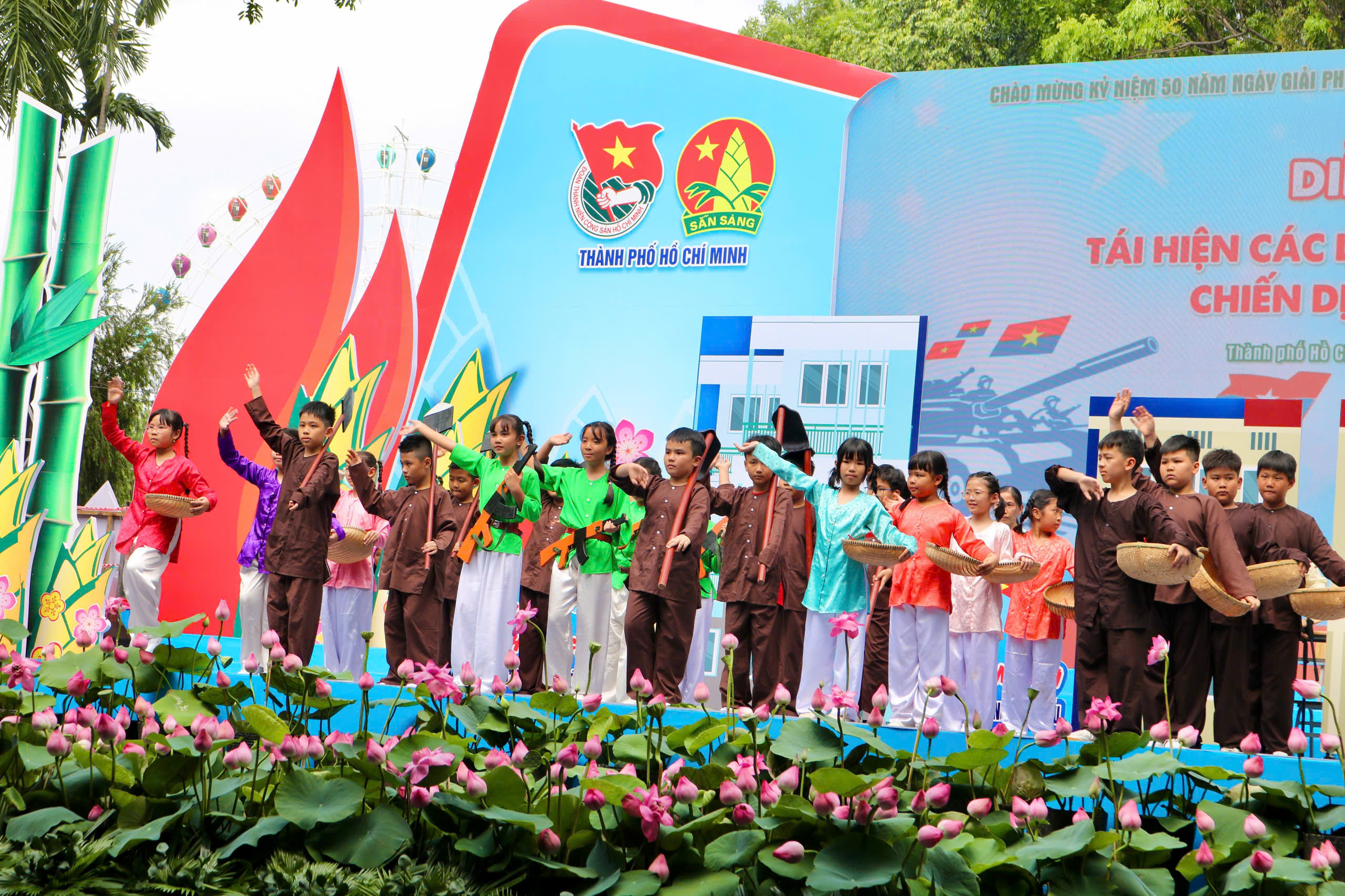 Nhiều hoạt động sôi nổi, vui tươi tại đại hội Cháu ngoan Bác Hồ TP.HCM- Ảnh 6. Nhiều hoạt động sôi nổi, vui tươi tại đại hội Cháu ngoan Bác Hồ TP.HCM- Ảnh 6.