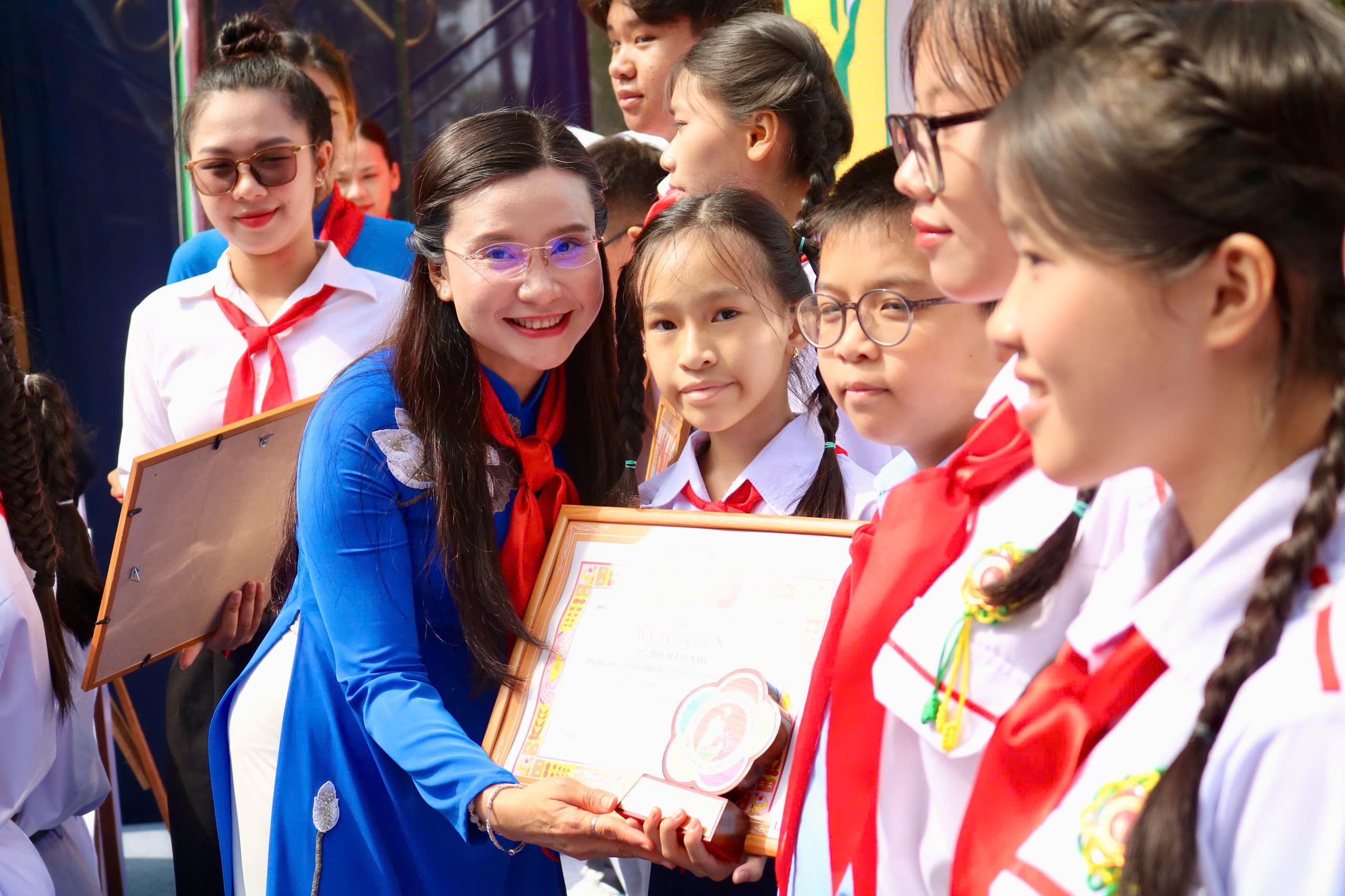 Nhiều hoạt động sôi nổi, vui tươi tại đại hội Cháu ngoan Bác Hồ TP.HCM- Ảnh 9. Nhiều hoạt động sôi nổi, vui tươi tại đại hội Cháu ngoan Bác Hồ TP.HCM- Ảnh 9.