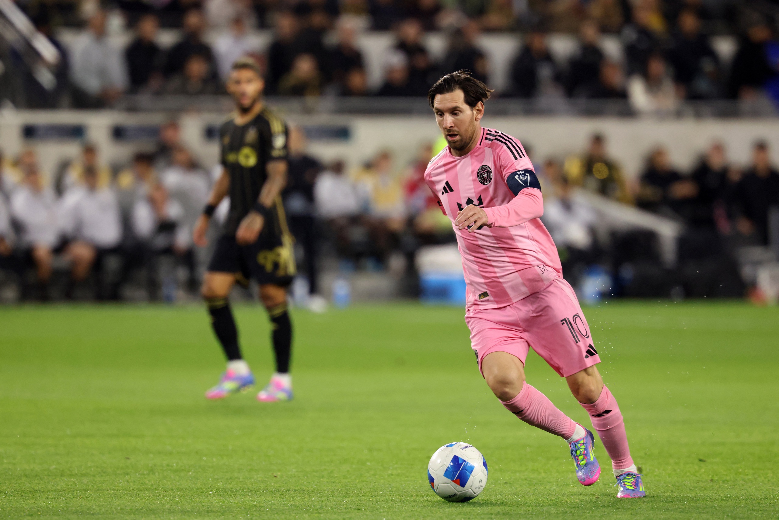 Messi ghi 2 siêu phẩm chỉ được tính 1, Inter Miami bất bại ở MLS