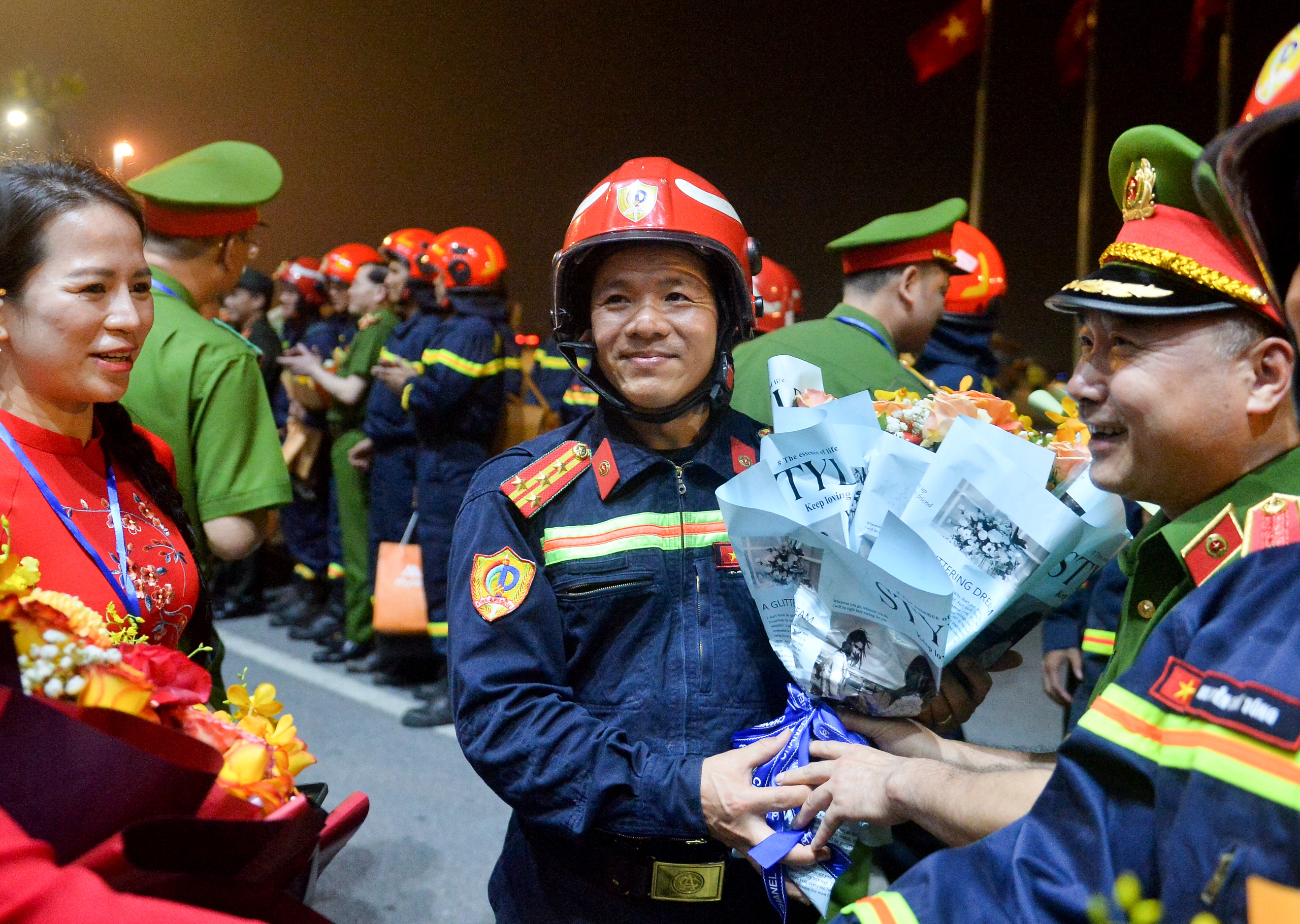 'Cần có hình thức khen thưởng cao, tương xứng thành tích của đoàn cứu hộ động đất'- Ảnh 3.