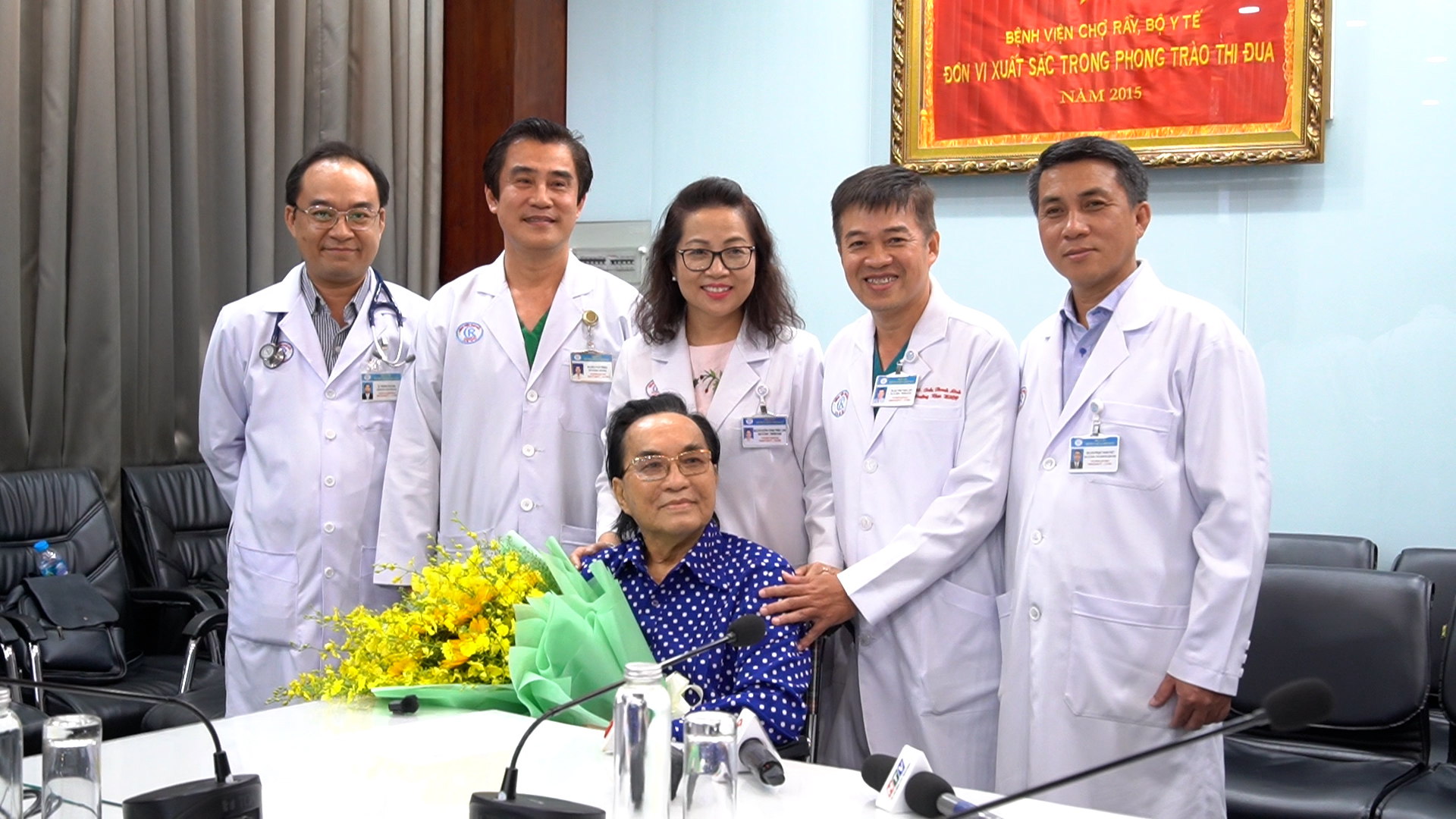 NSND Thanh Tuấn cất tiếng hát sau khi vượt qua cơn ‘thập tử nhất sinh’- Ảnh 1.