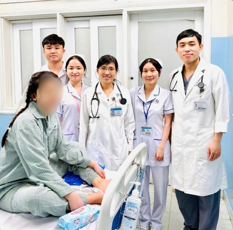 Sốc phản vệ khi làm phẫu thuật thẩm mỹ- Ảnh 2. Sốc phản vệ khi làm phẫu thuật thẩm mỹ- Ảnh 2.