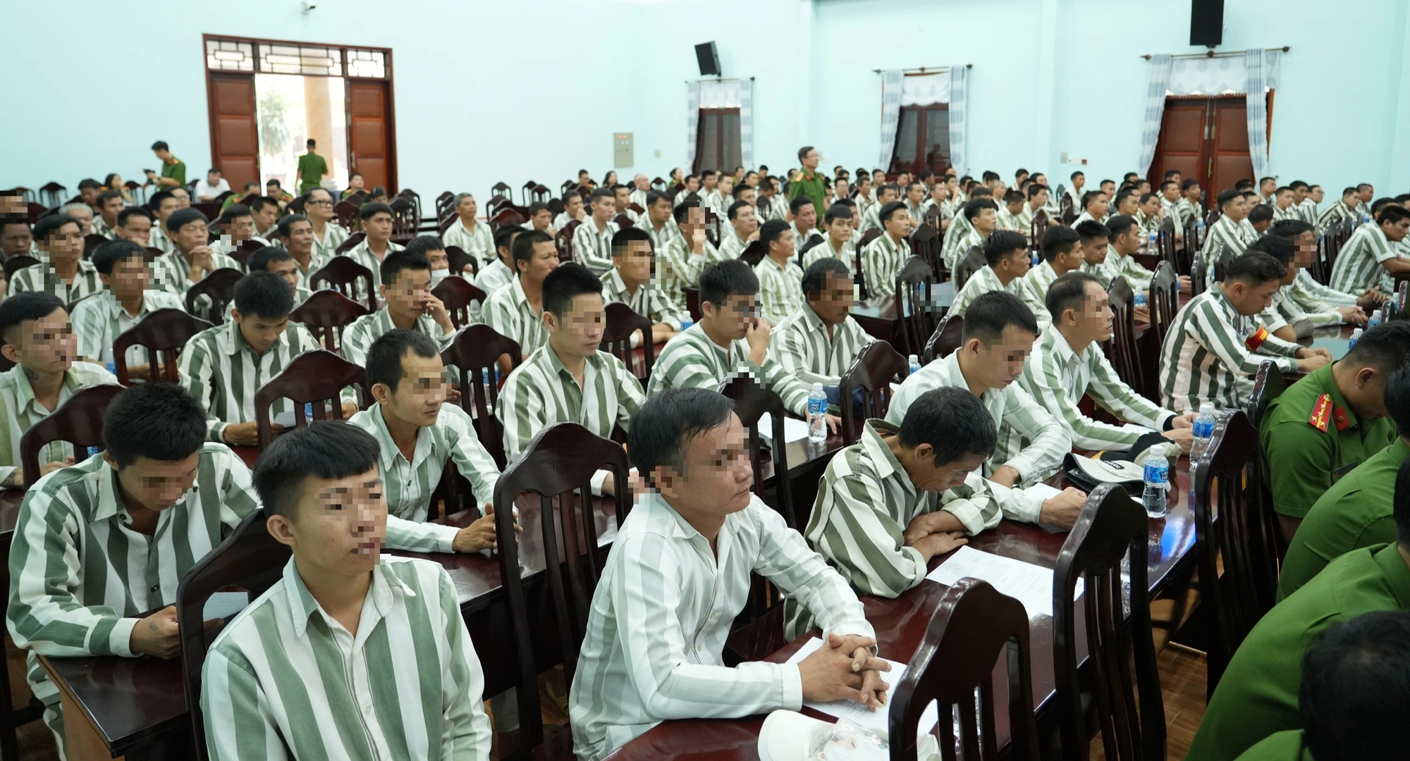 Quyết định đặc xá của Chủ tịch nước tại Trại giam Huy Khiêm cho 86 phạm nhân - Ảnh 1. Quyết định đặc xá của Chủ tịch nước tại Trại giam Huy Khiêm cho 86 phạm nhân - Ảnh 1.