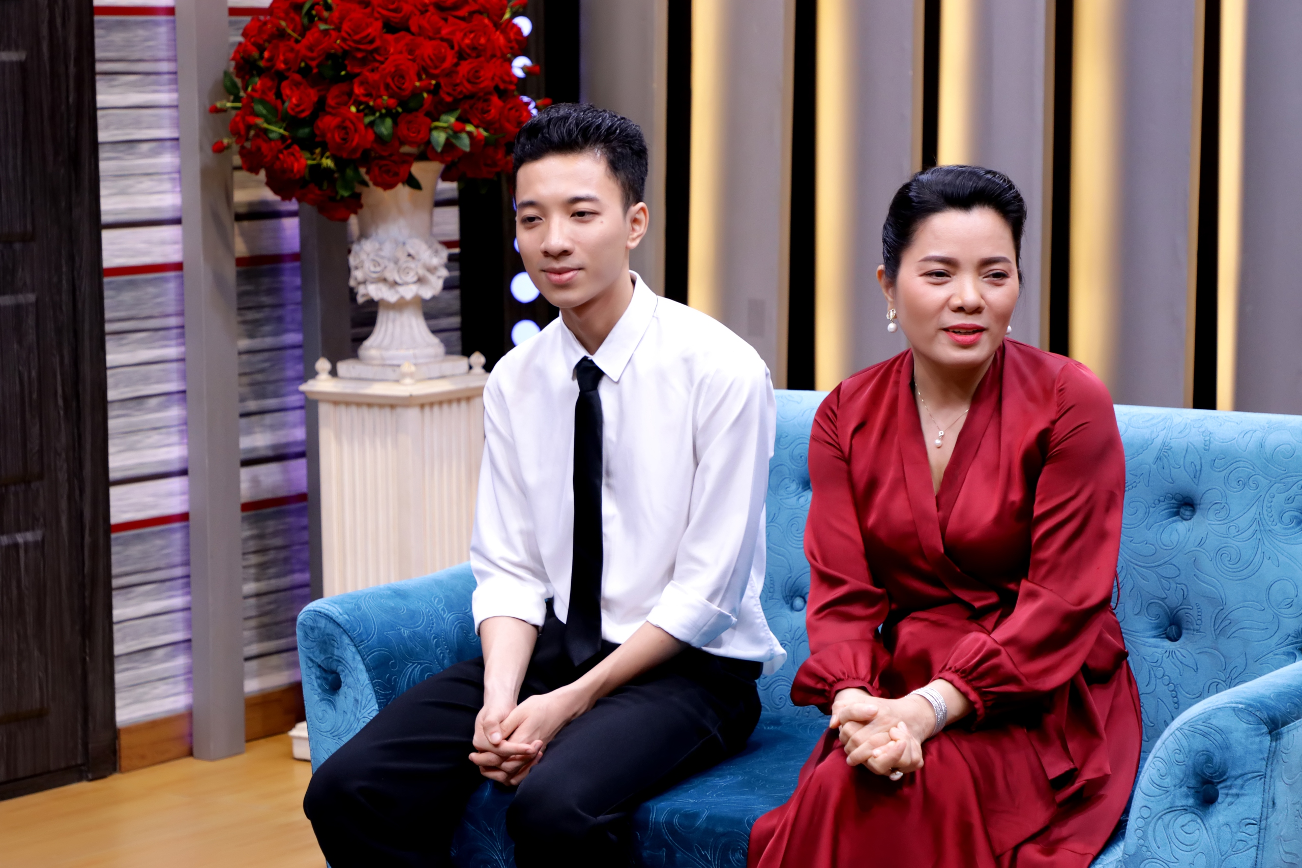 Mẹ đơn thân được con trai ủng hộ 'đi thêm bước nữa' sau đổ vỡ - Ảnh 2.